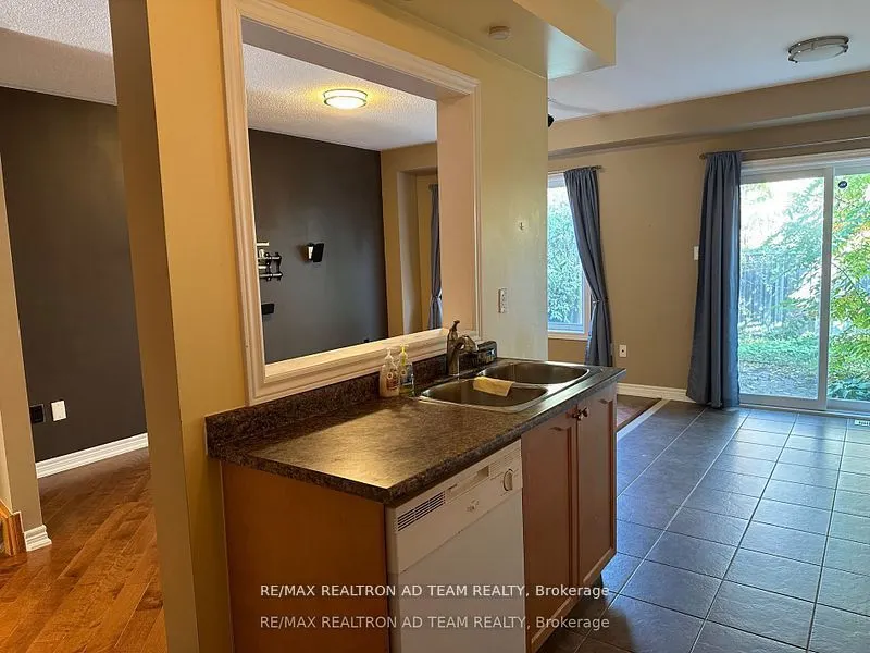15 Latitude Lane