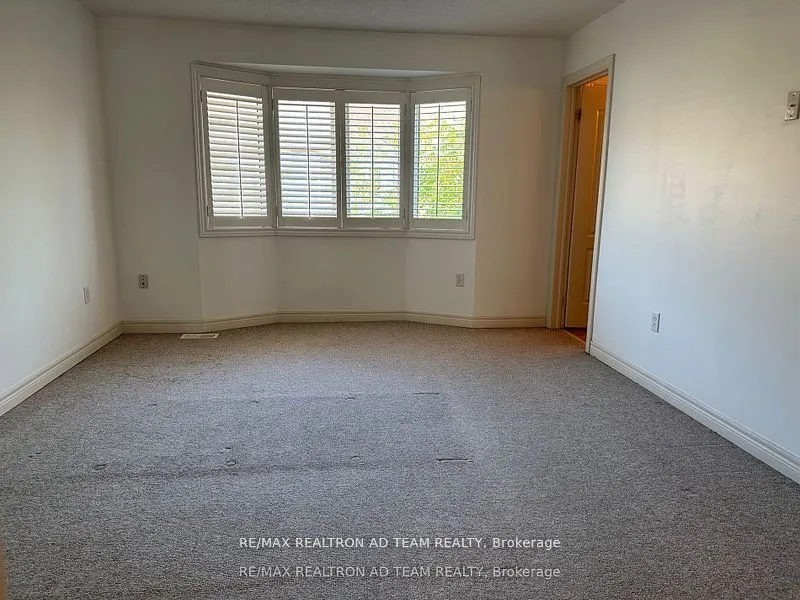 15 Latitude Lane