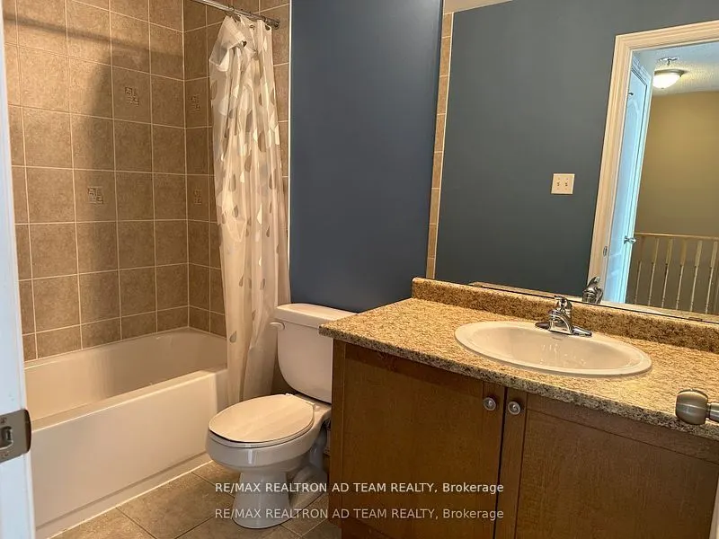 15 Latitude Lane