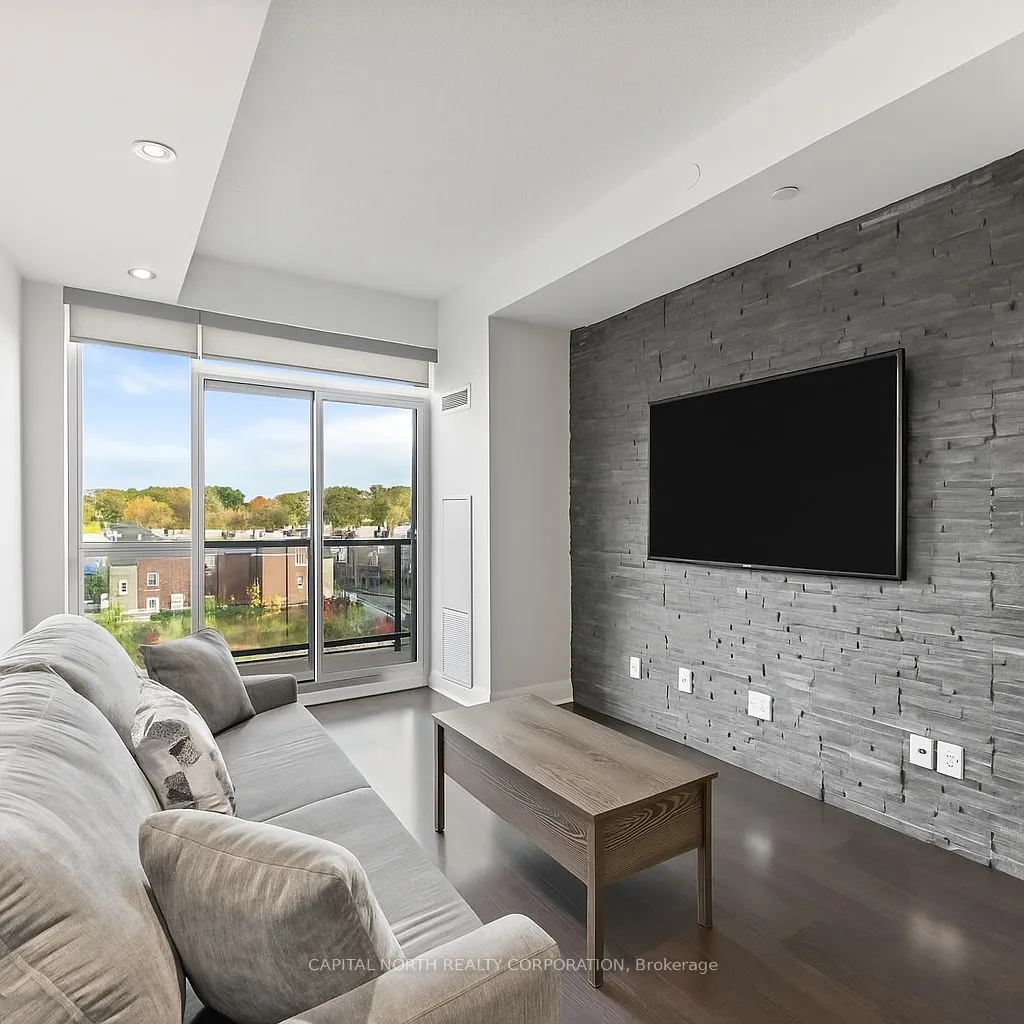 4700 Highway 7, #606