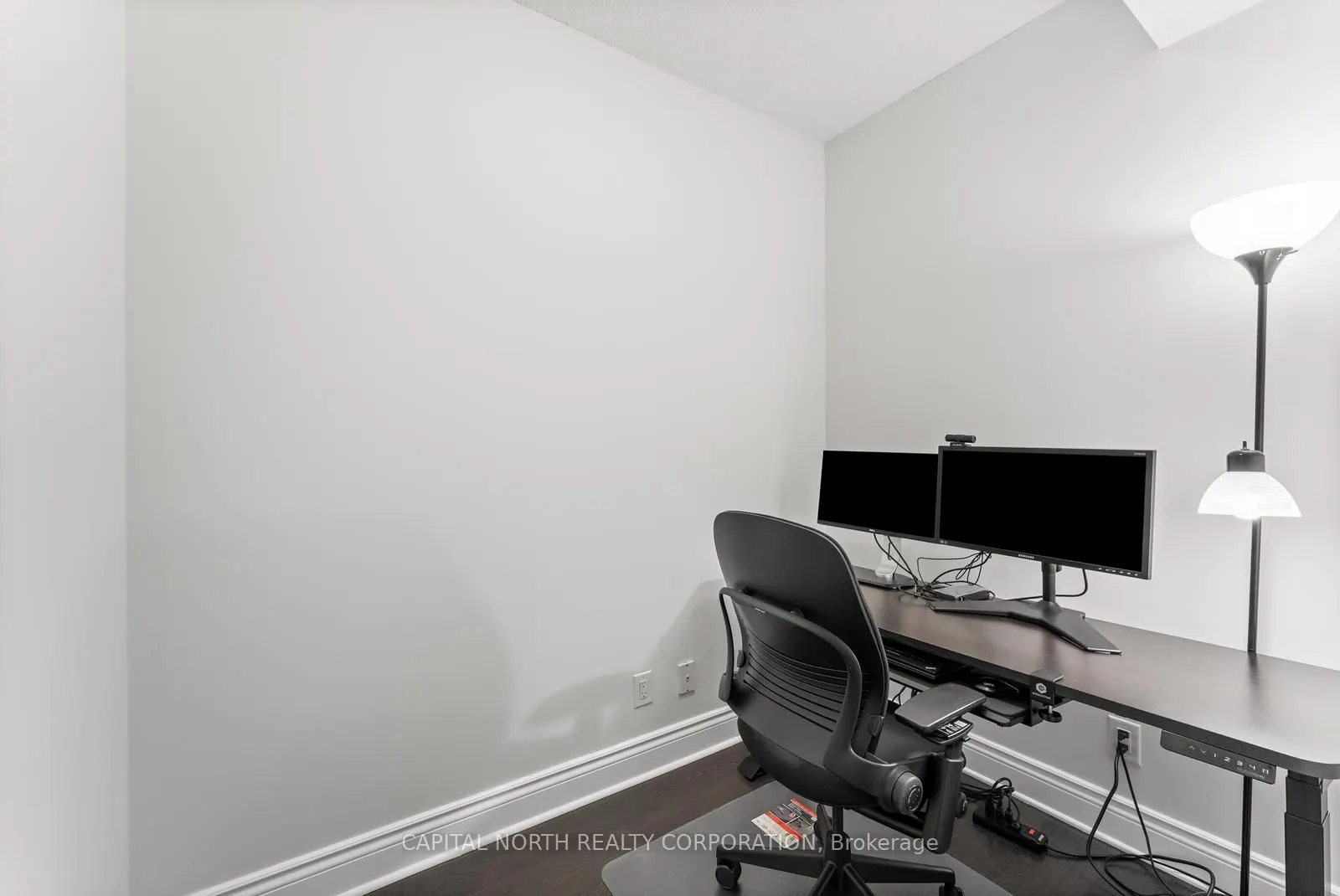 4700 Highway 7, #606