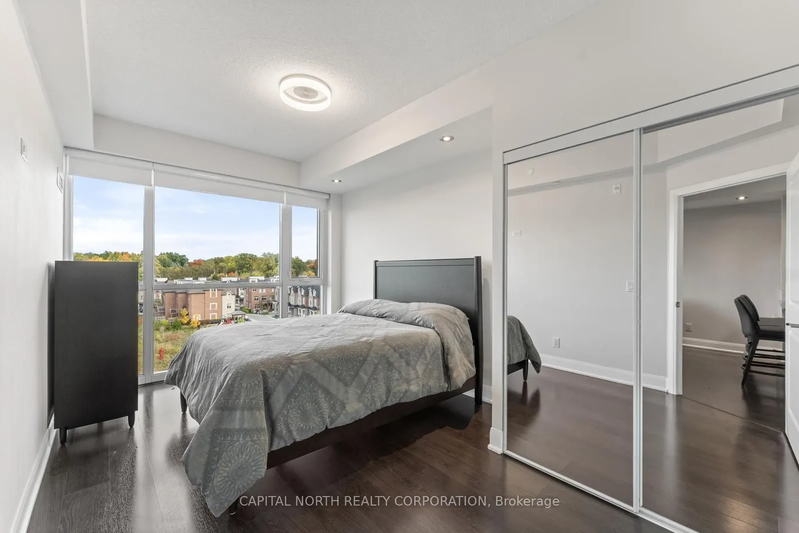 4700 Highway 7, #606