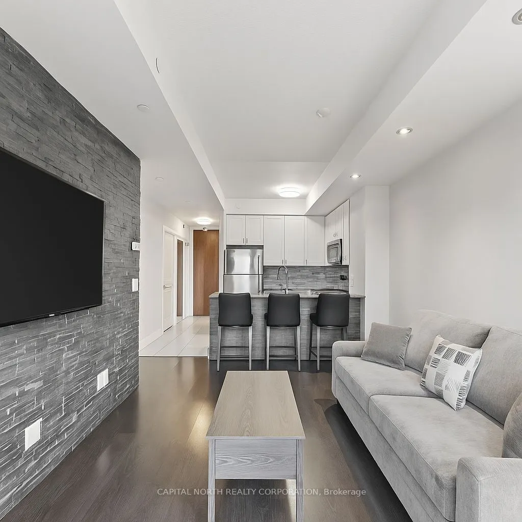 4700 Highway 7, #606