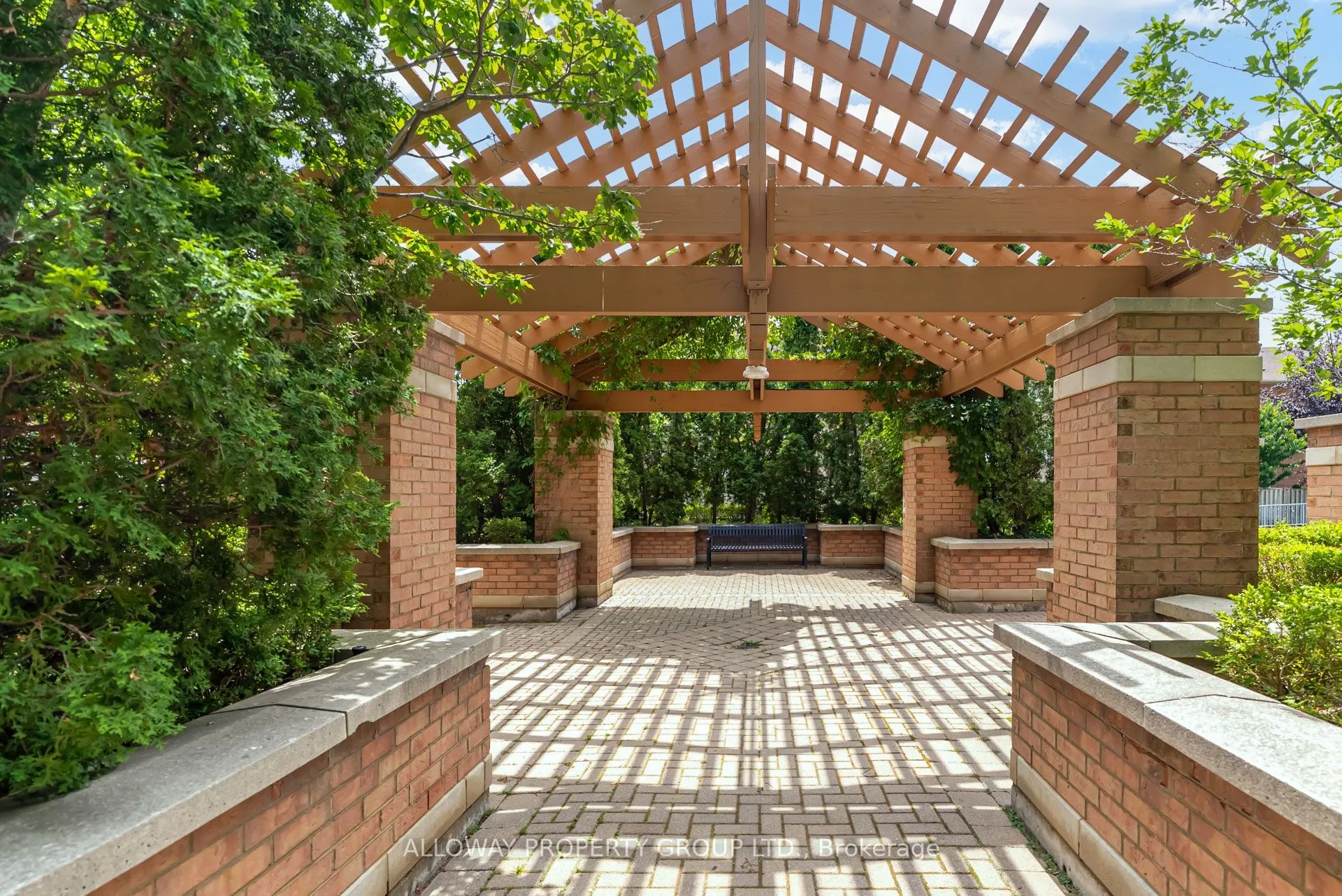 130 Pond Drive, #103