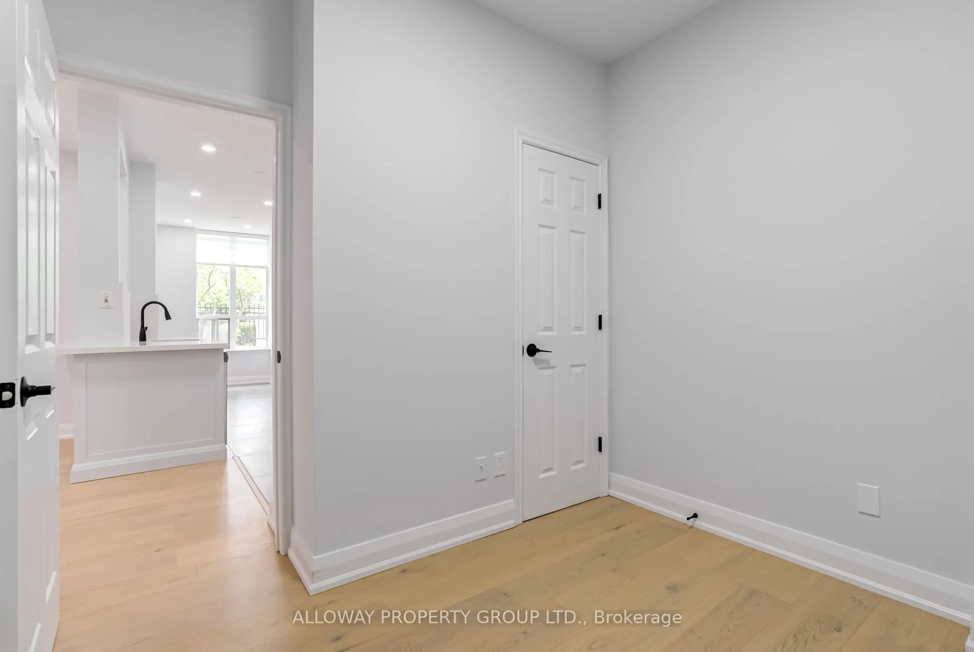 130 Pond Drive, #103