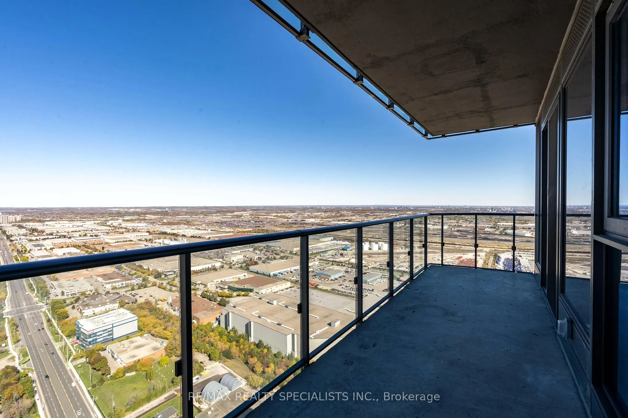 7890 Jane Street N, #5609