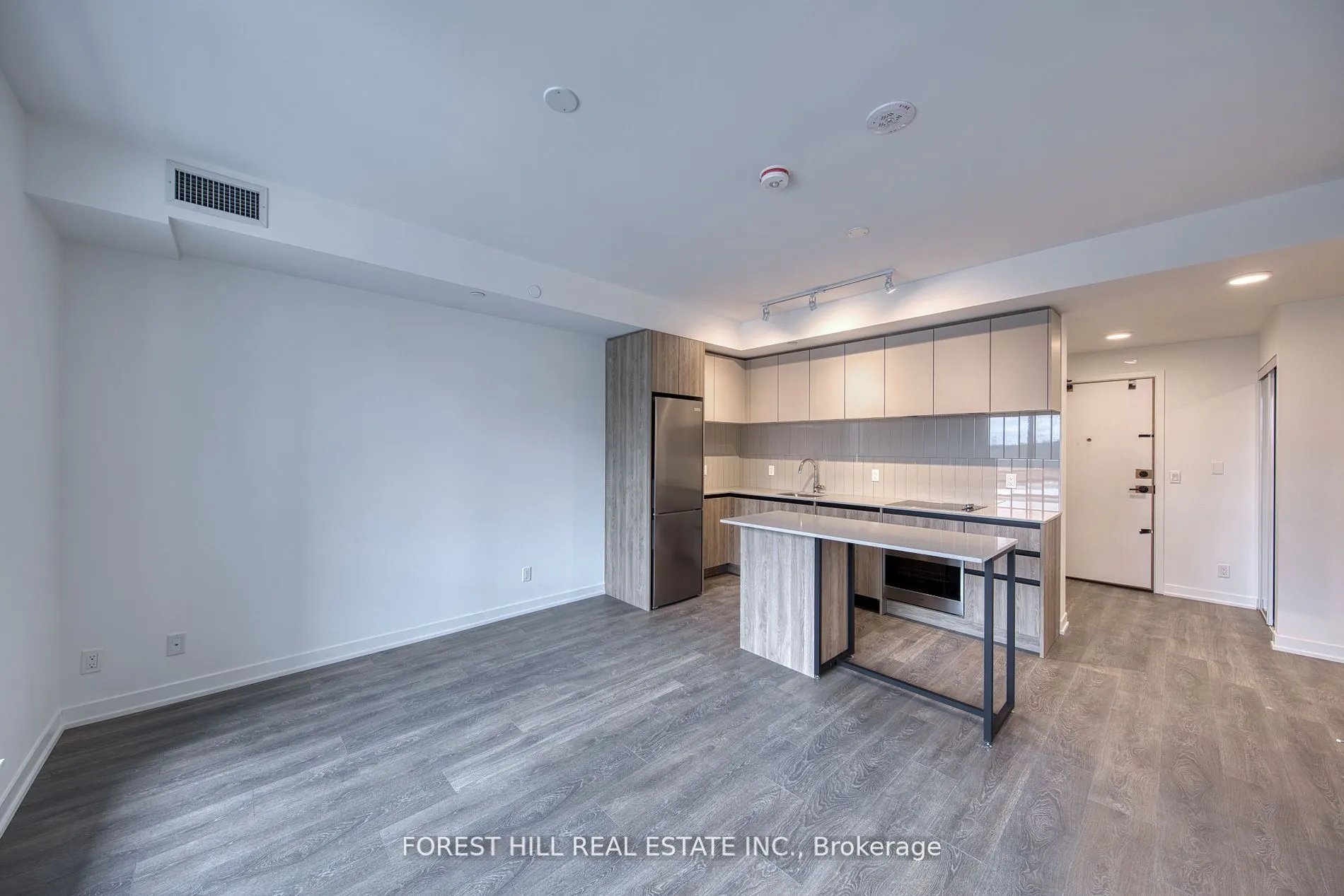 7950 Bathurst Street, #430