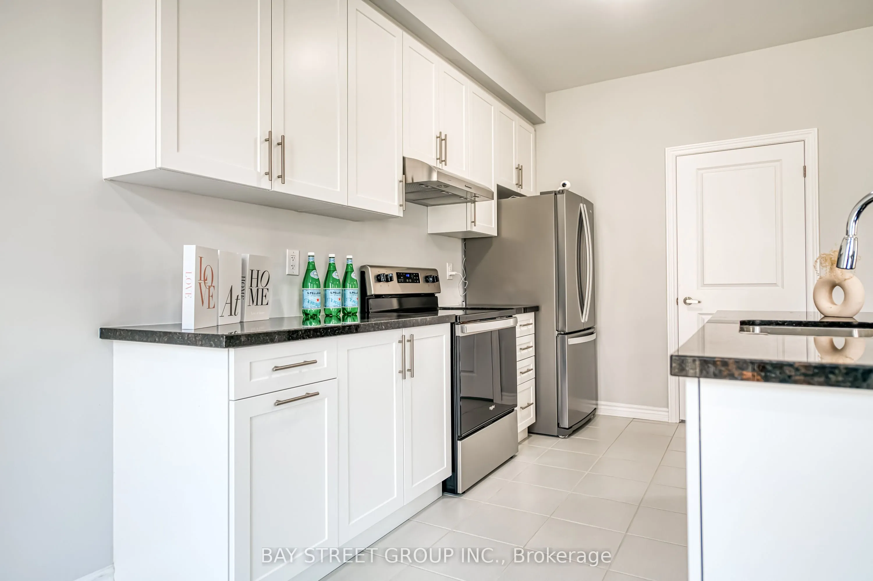 32 Jessica Antonella Street