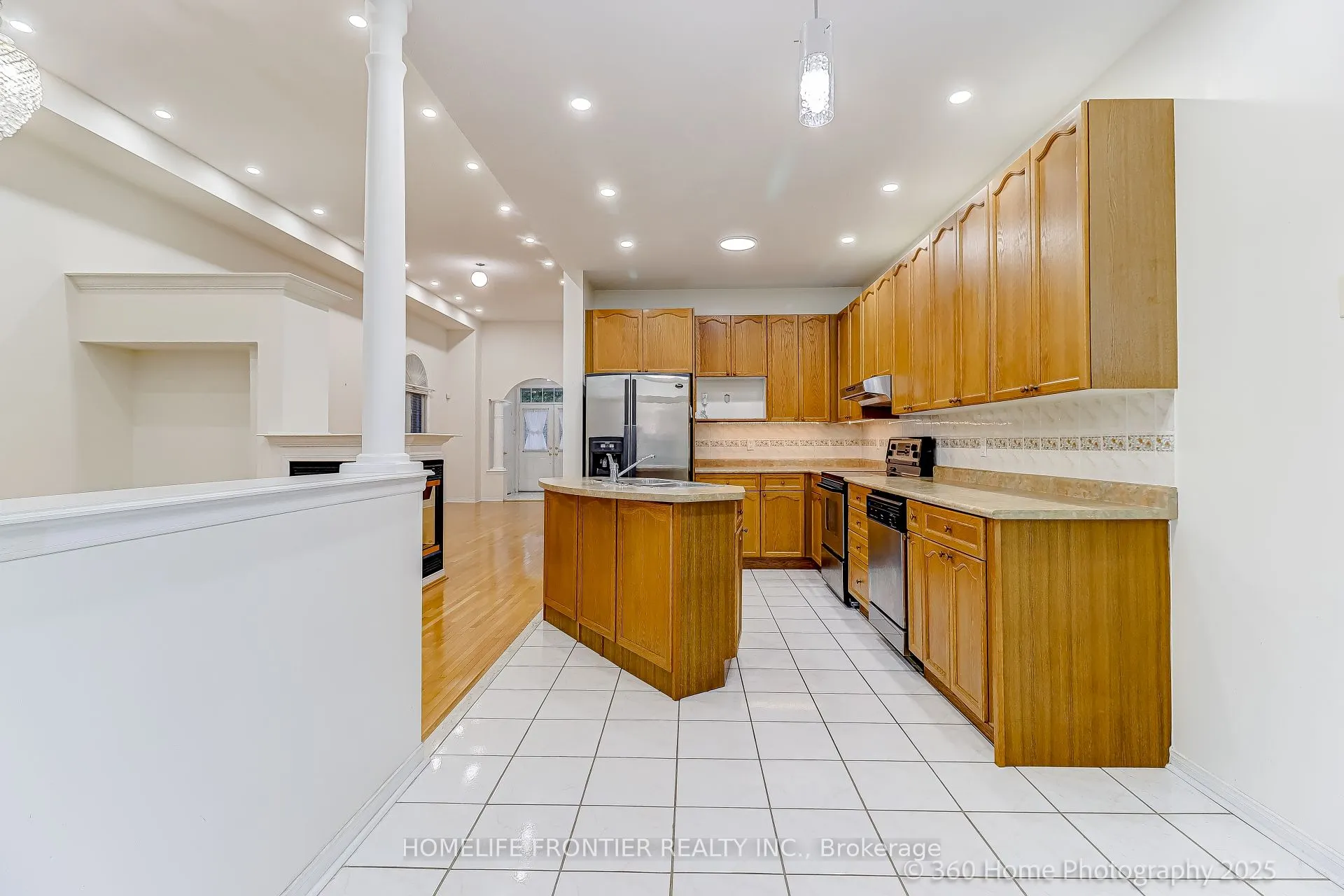 211 Kayla Crescent