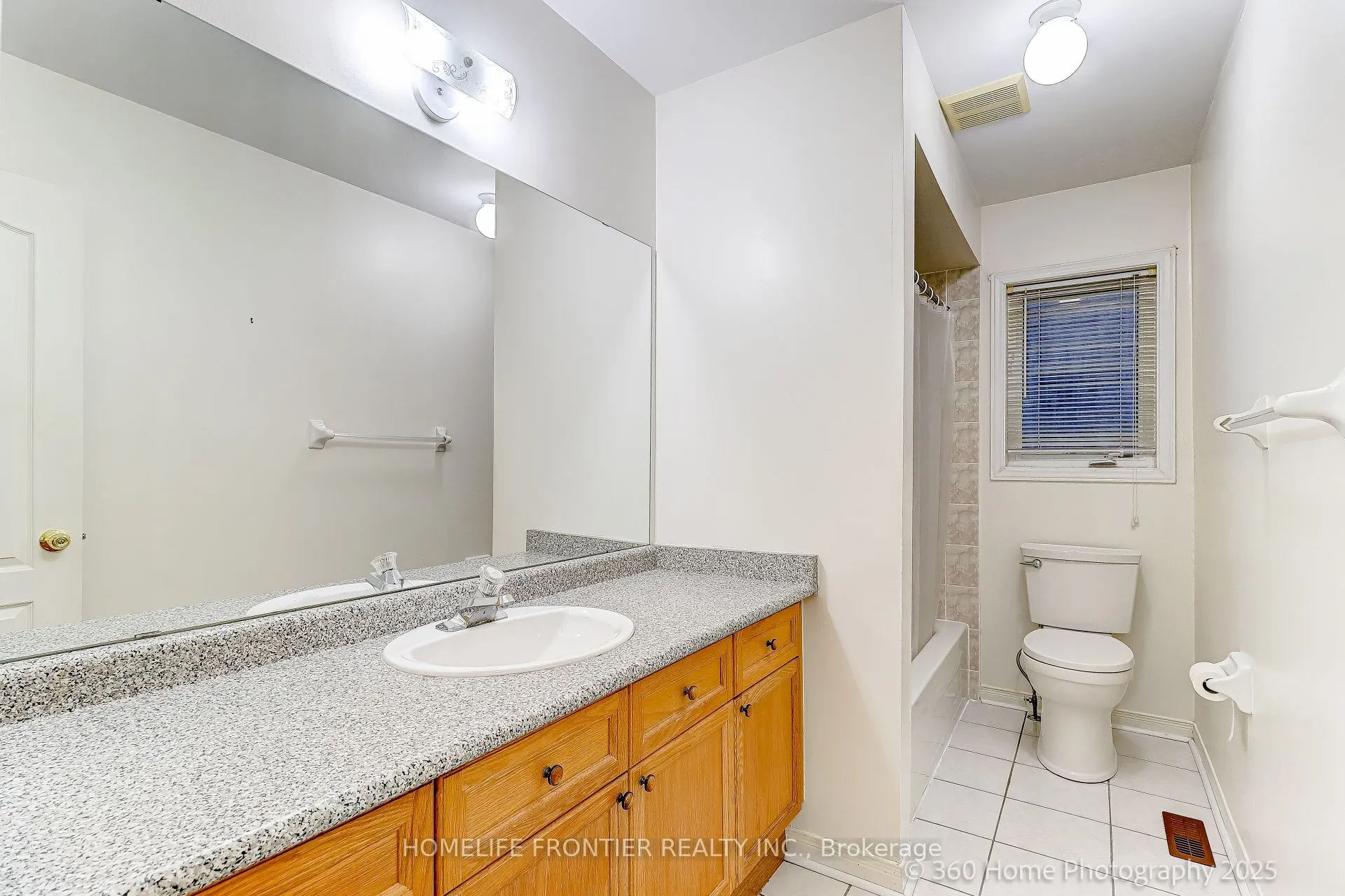 211 Kayla Crescent
