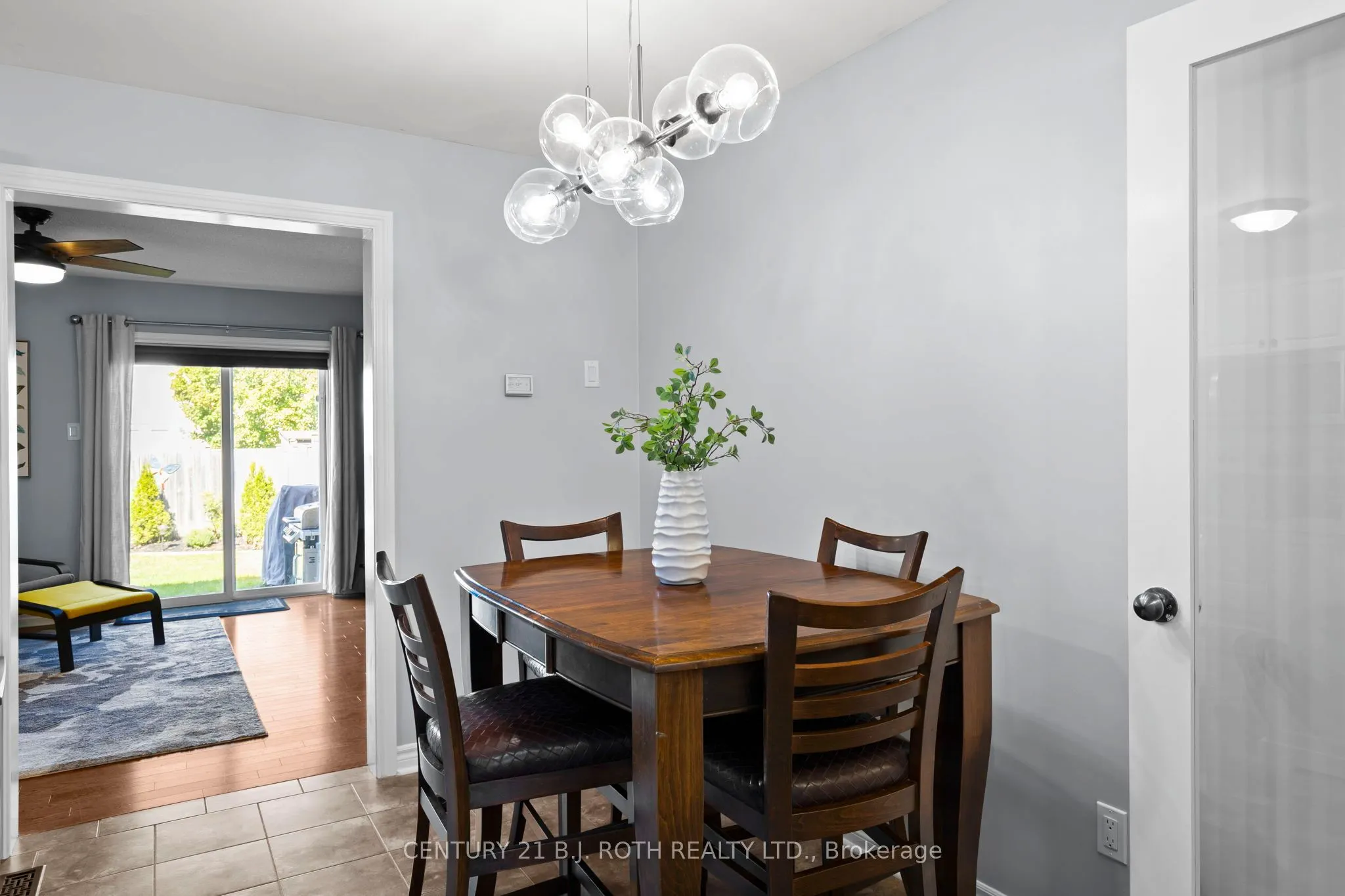 181 BANTING Crescent