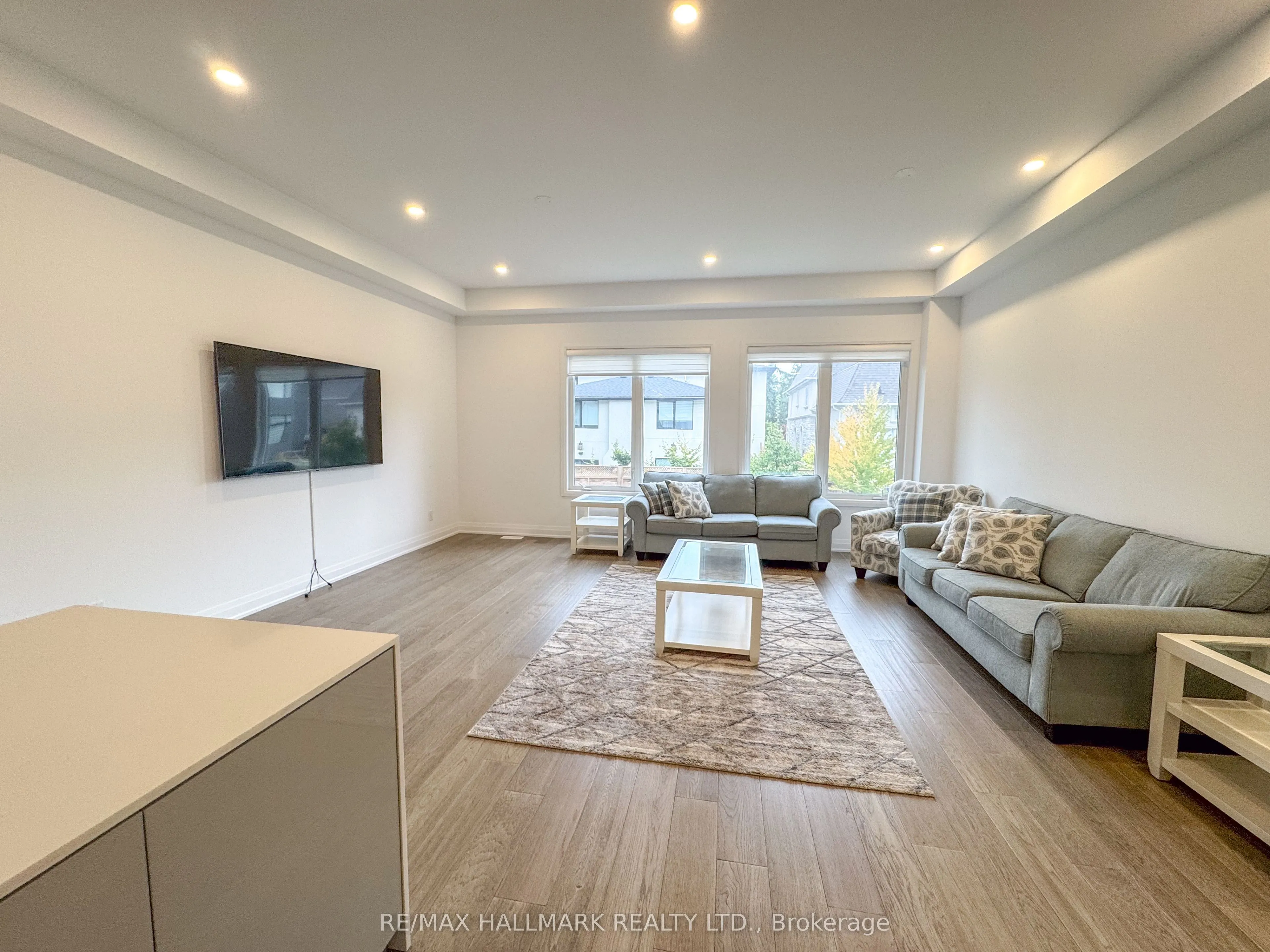 22 Direzze Court
