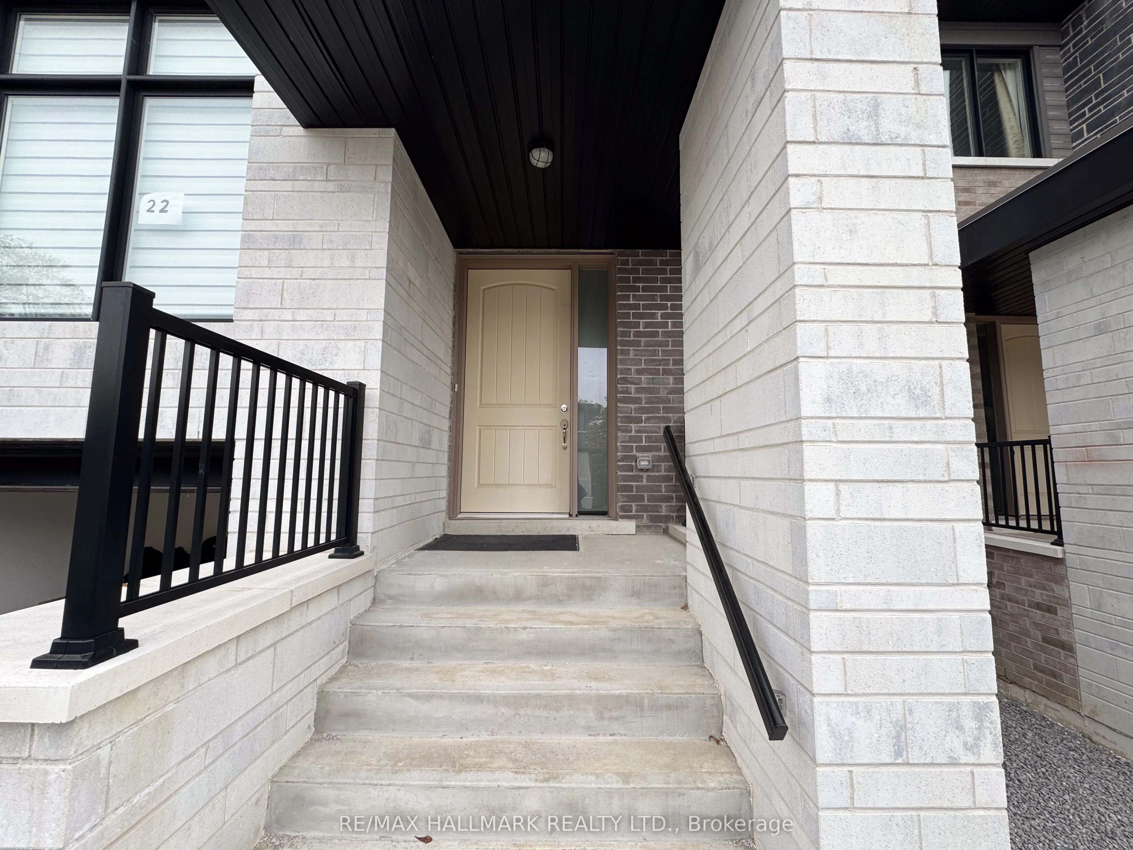 22 Direzze Court