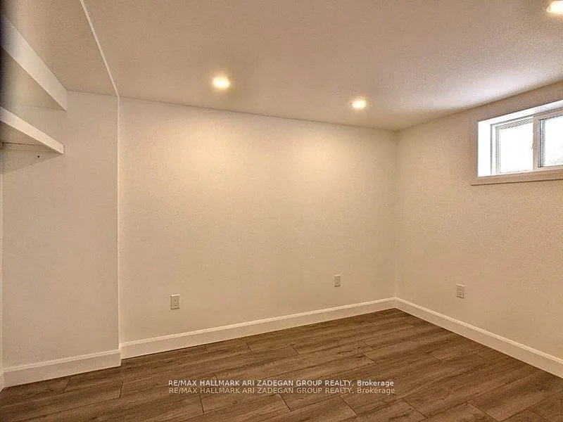 47 Newbury Drive