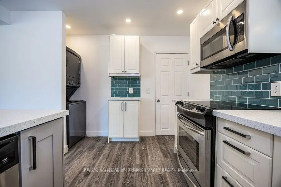 47 Newbury Drive