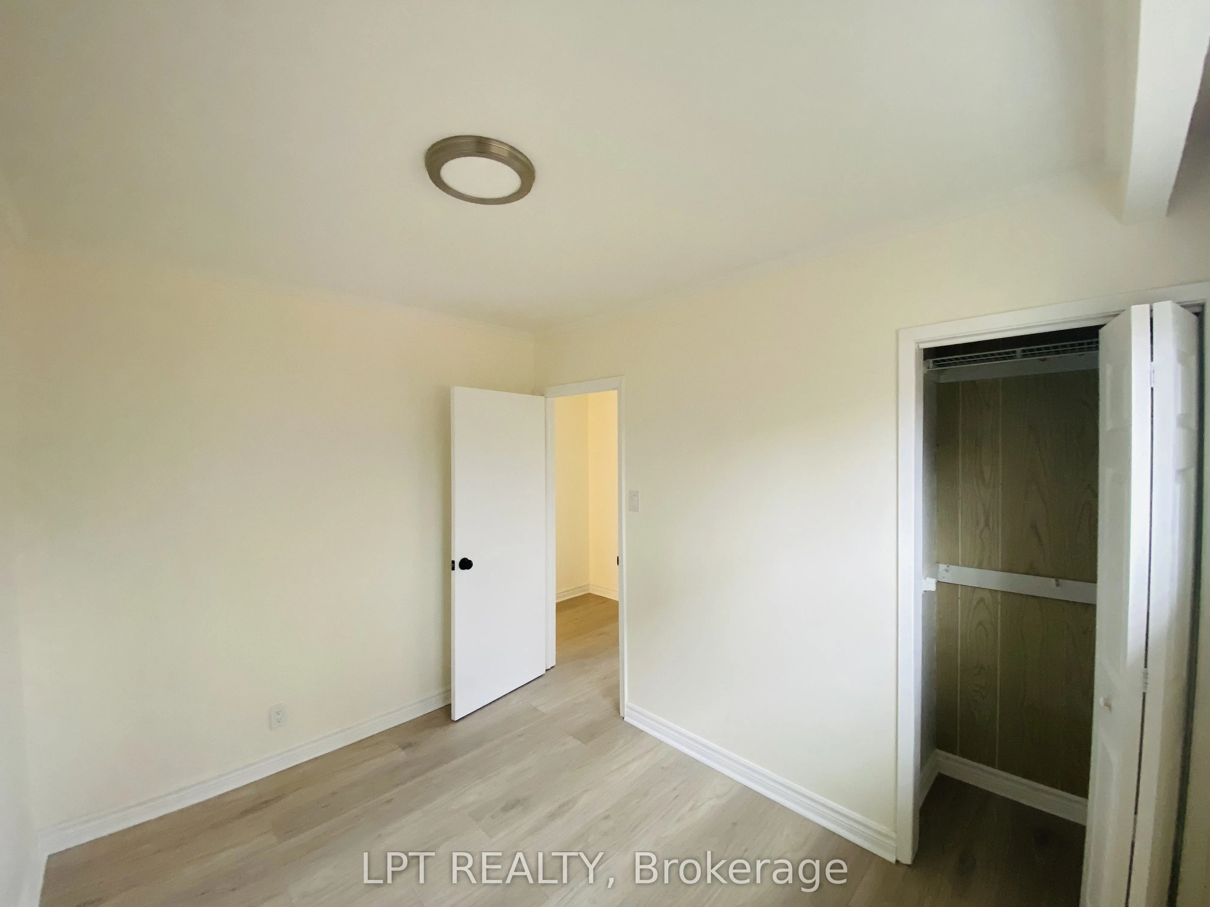 26 Davis Drive, #Main