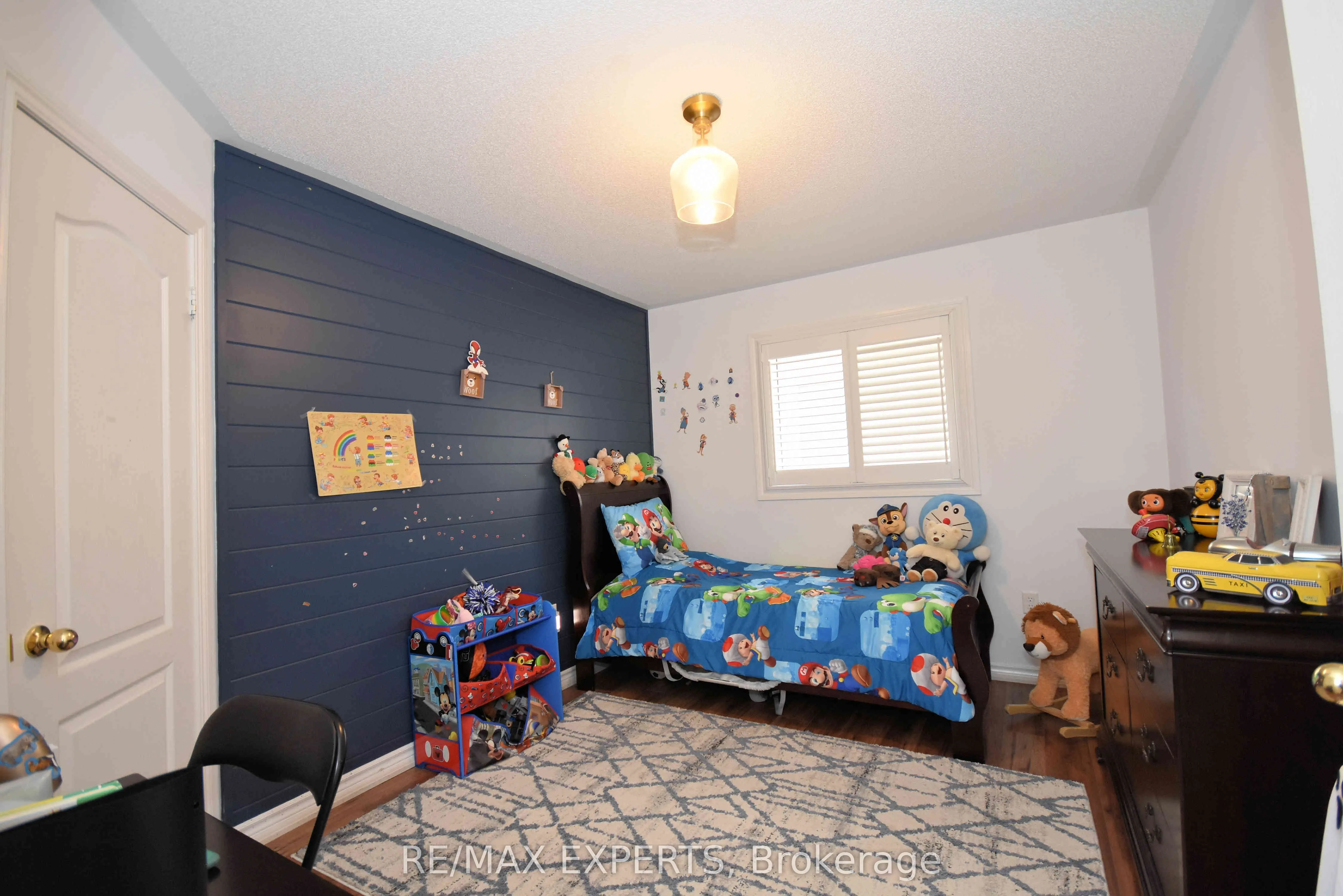 136 Donald Stewart Crescent