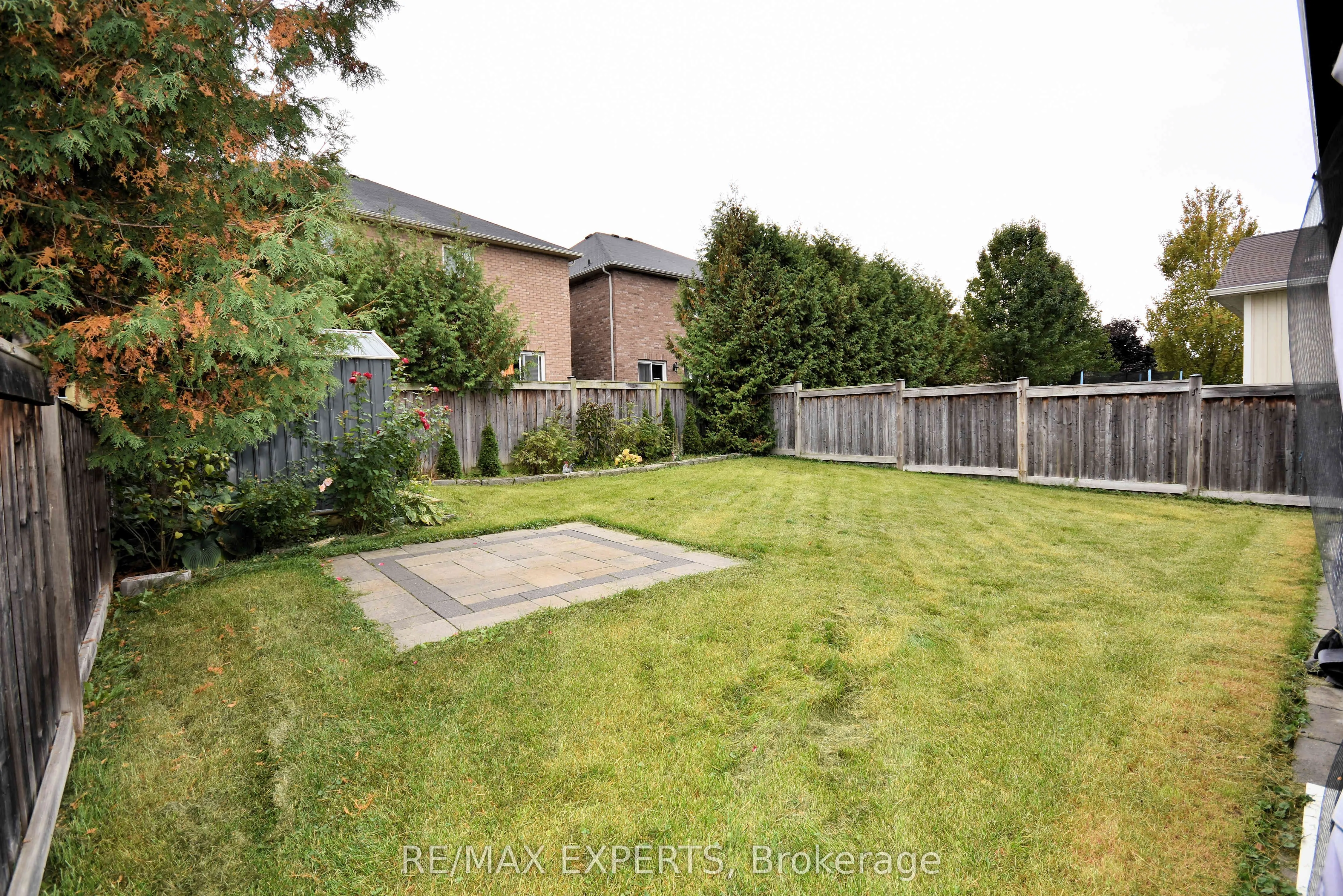 136 Donald Stewart Crescent