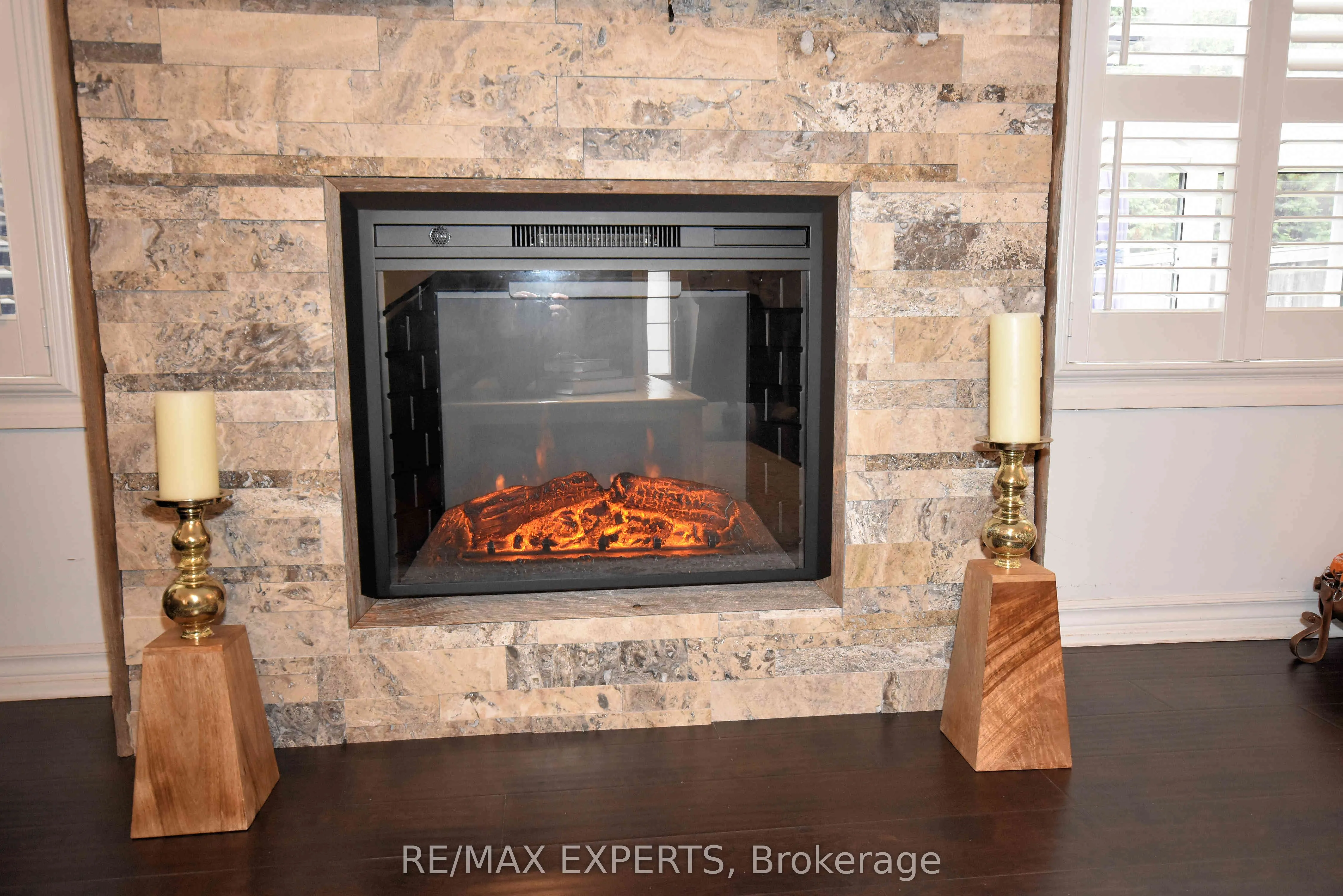 136 Donald Stewart Crescent