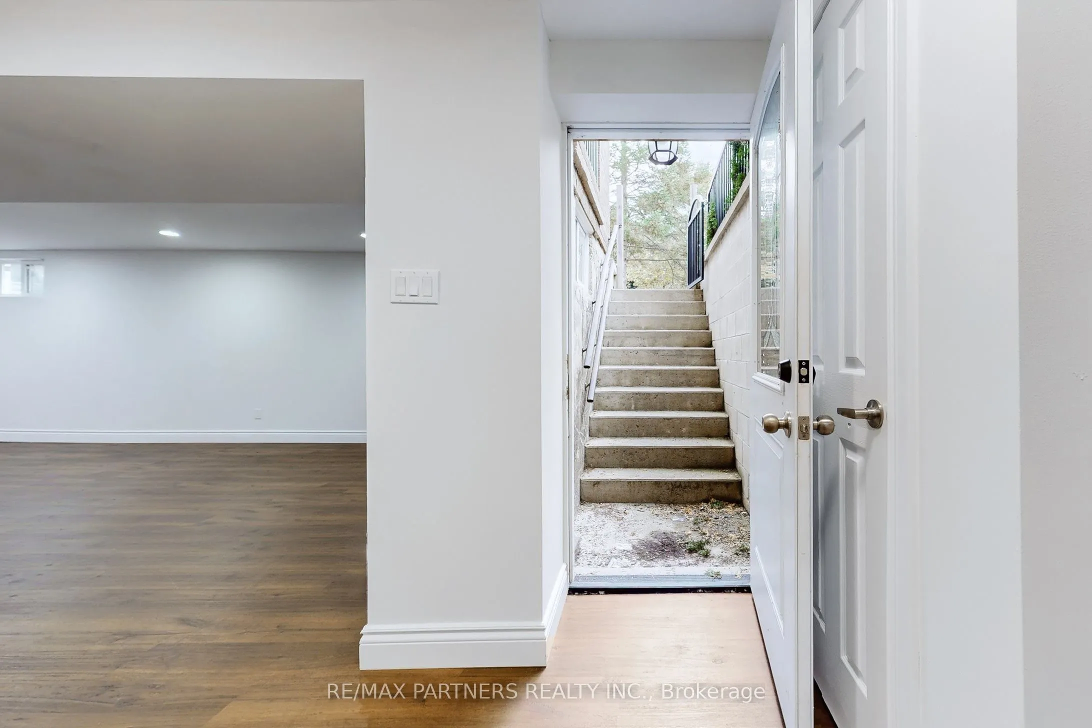6 Geoffrey Crescent