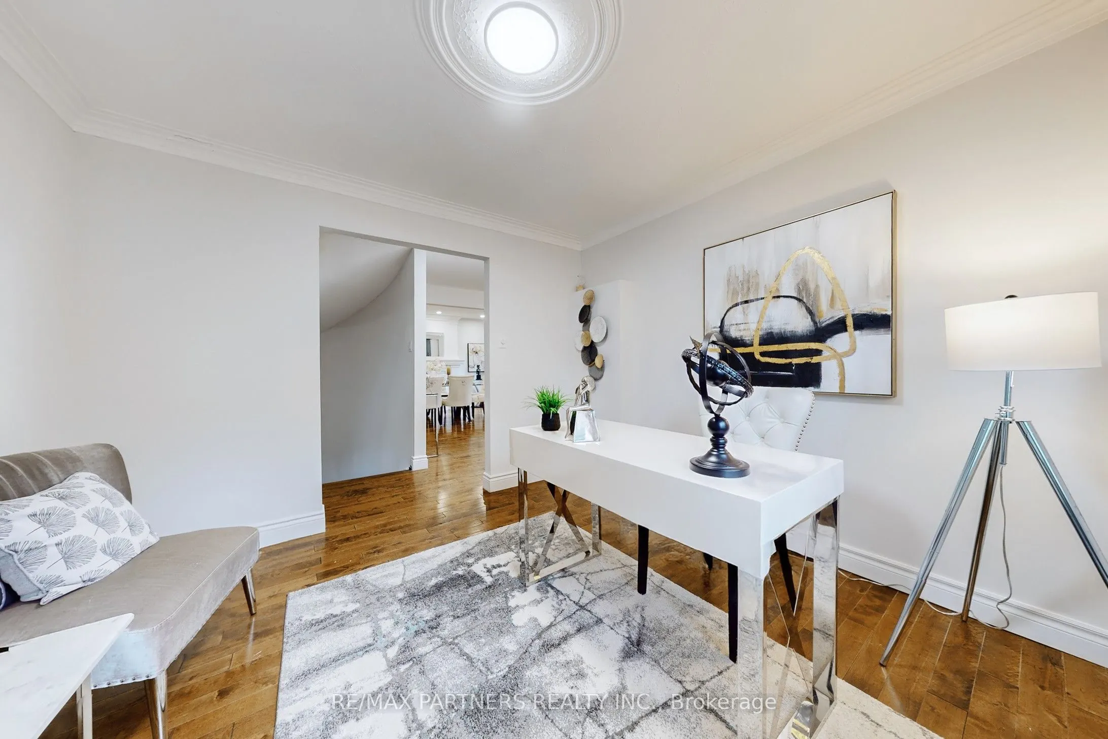 6 Geoffrey Crescent
