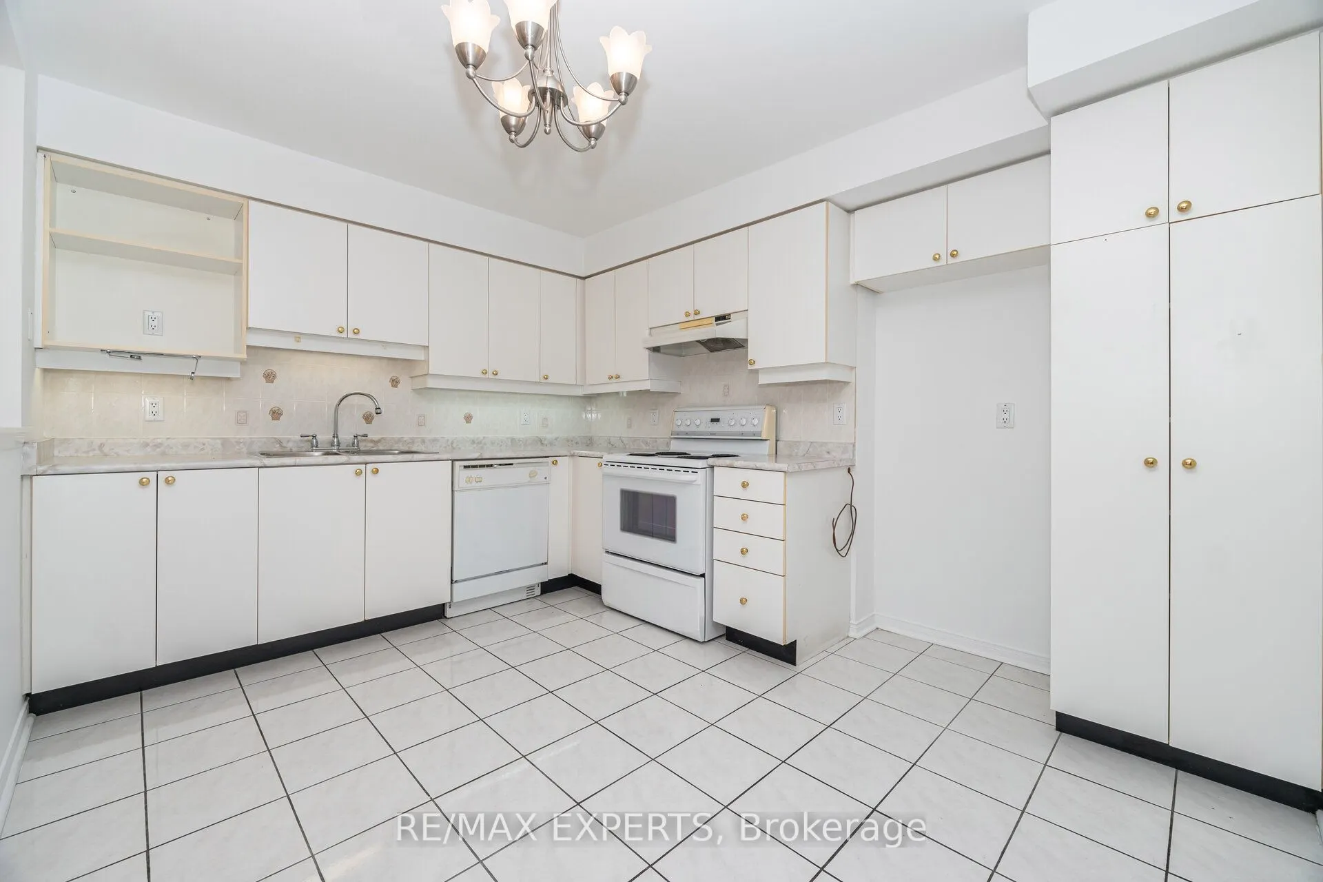 7373 Martin Grove Road, #309