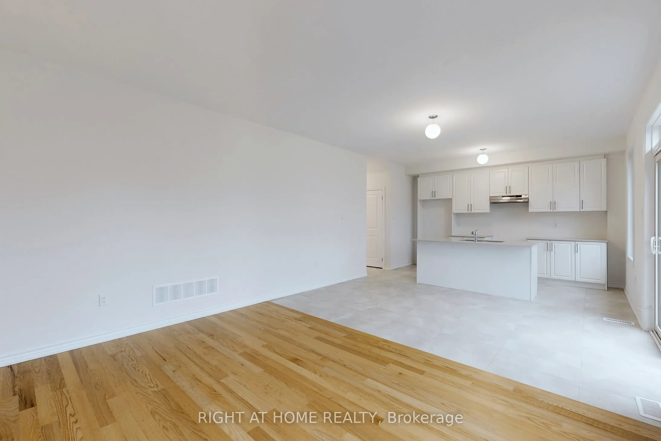 40 Ainslie Hill Crescent