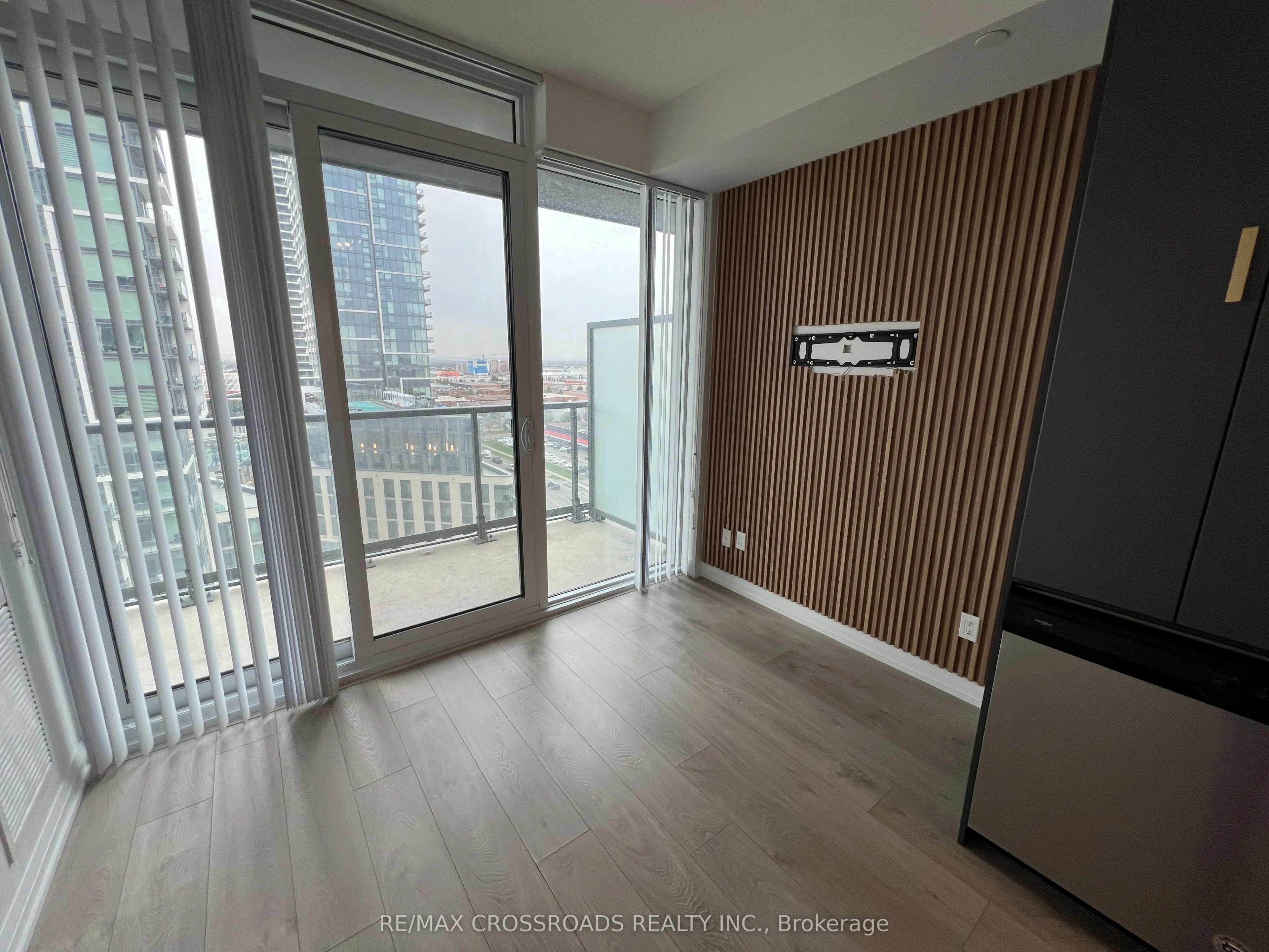 7895 Jane Street, #1110