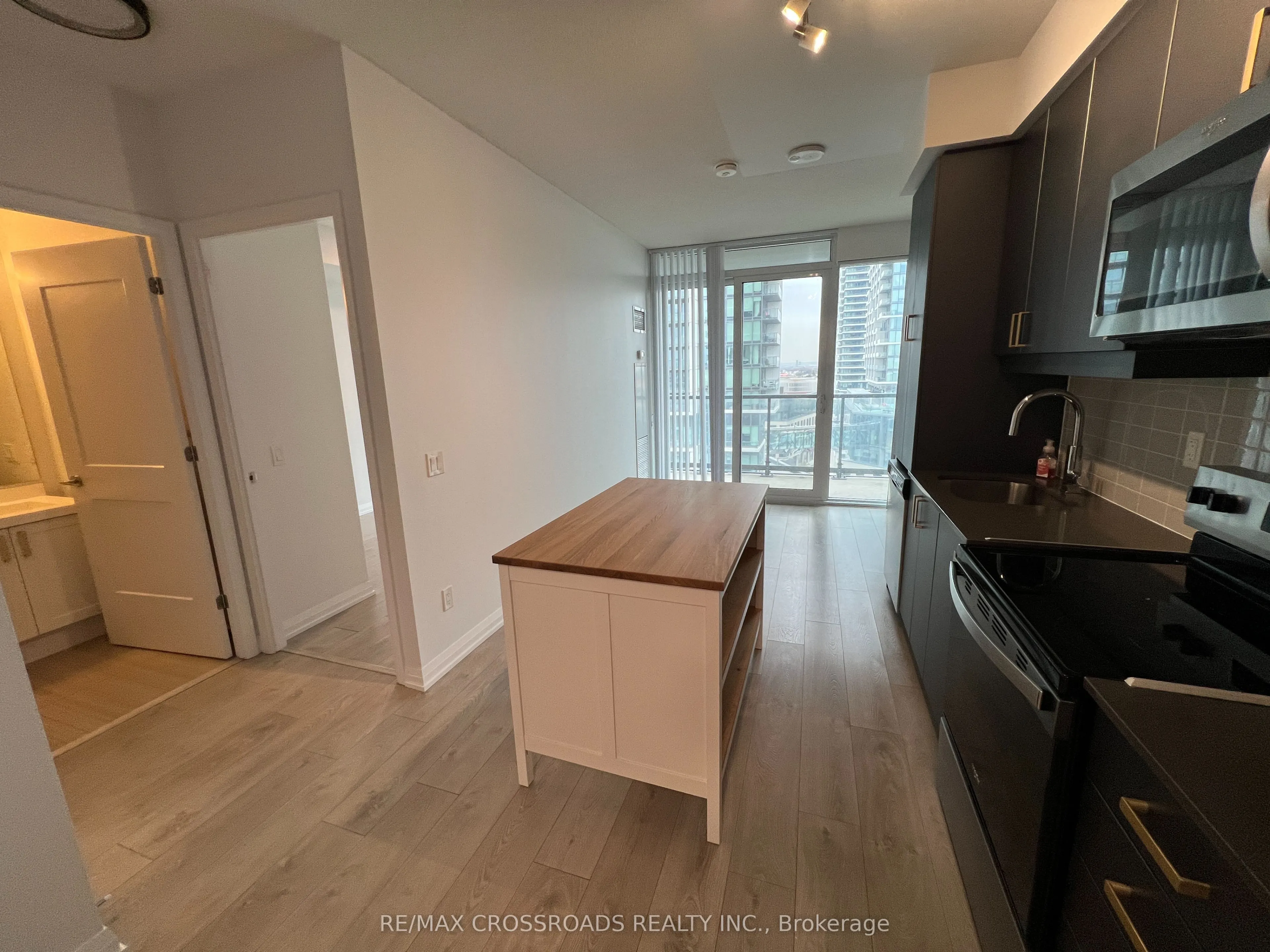 7895 Jane Street, #1110