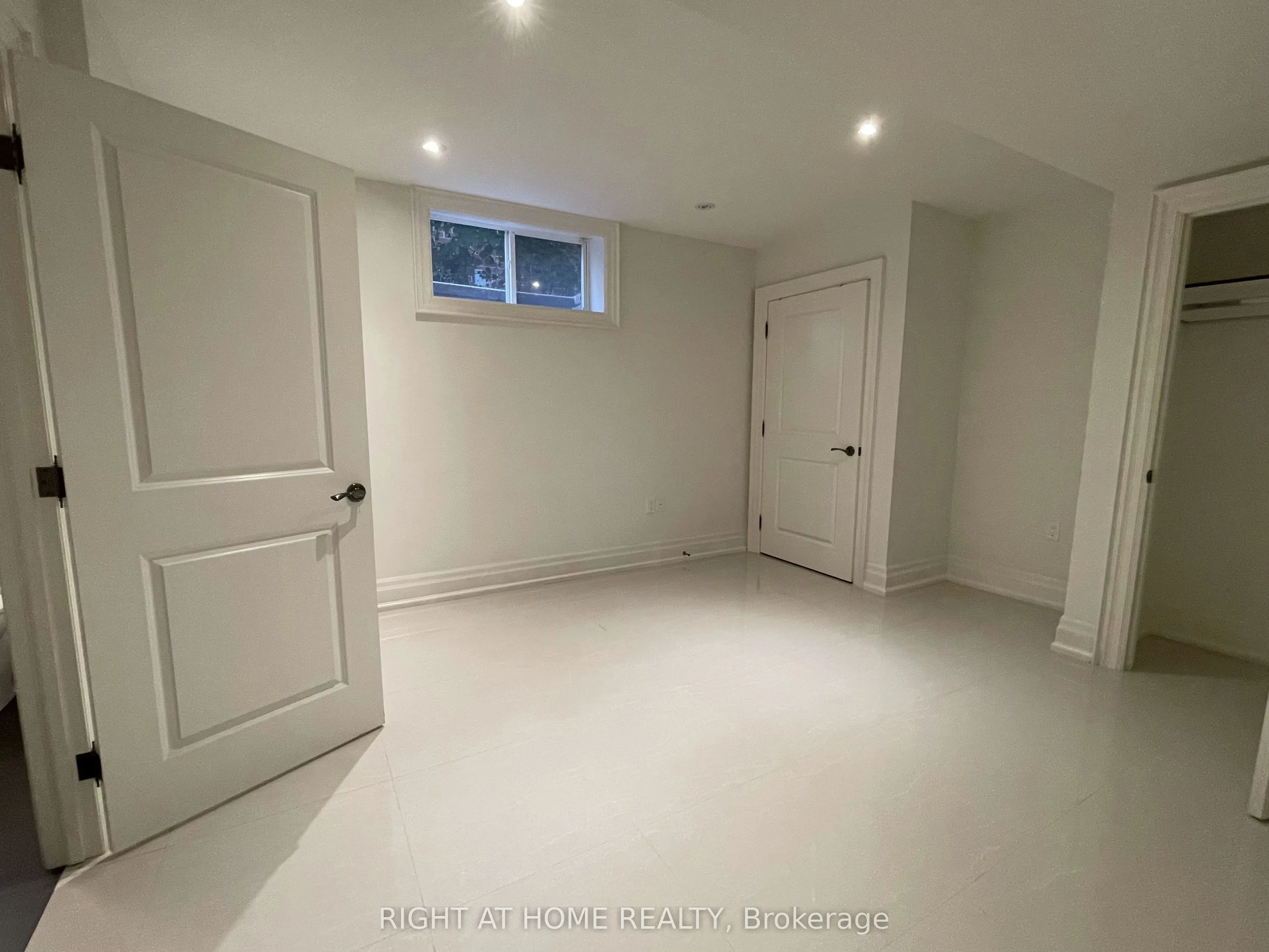 182 Sussex Avenue, #bsmt.