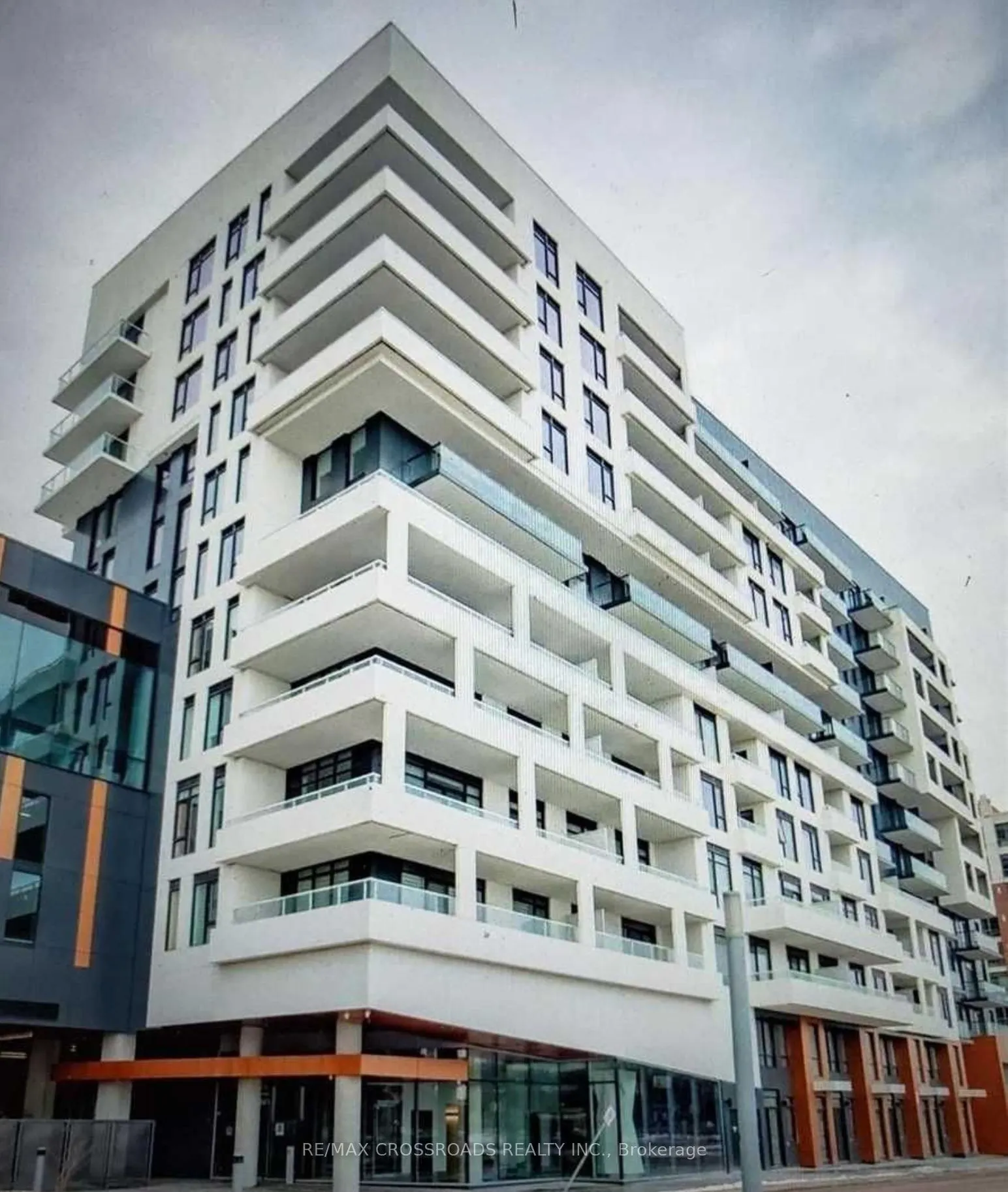 8 Rouge Valley Drive, #907