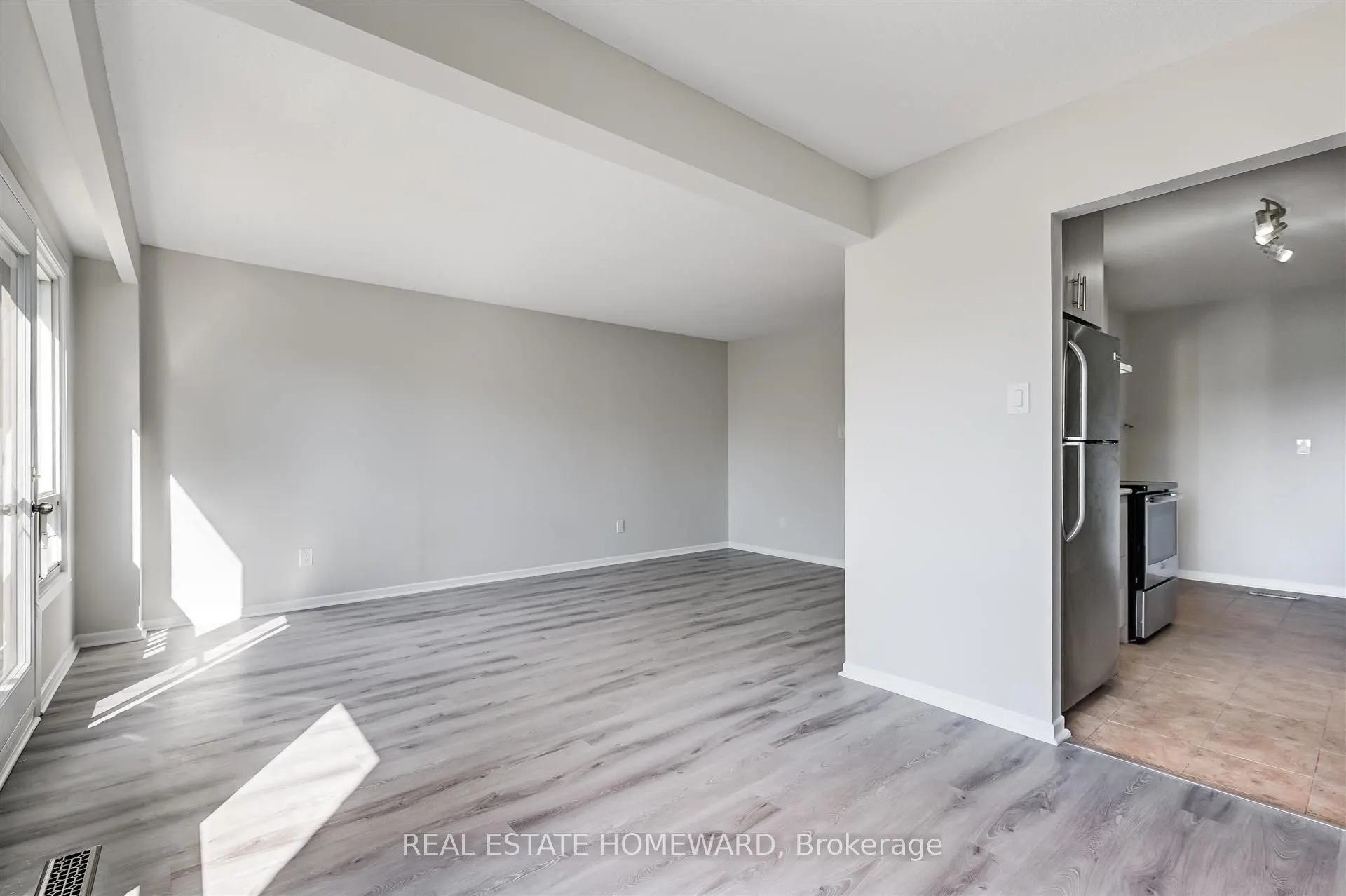 85 Baif Boulevard, #10