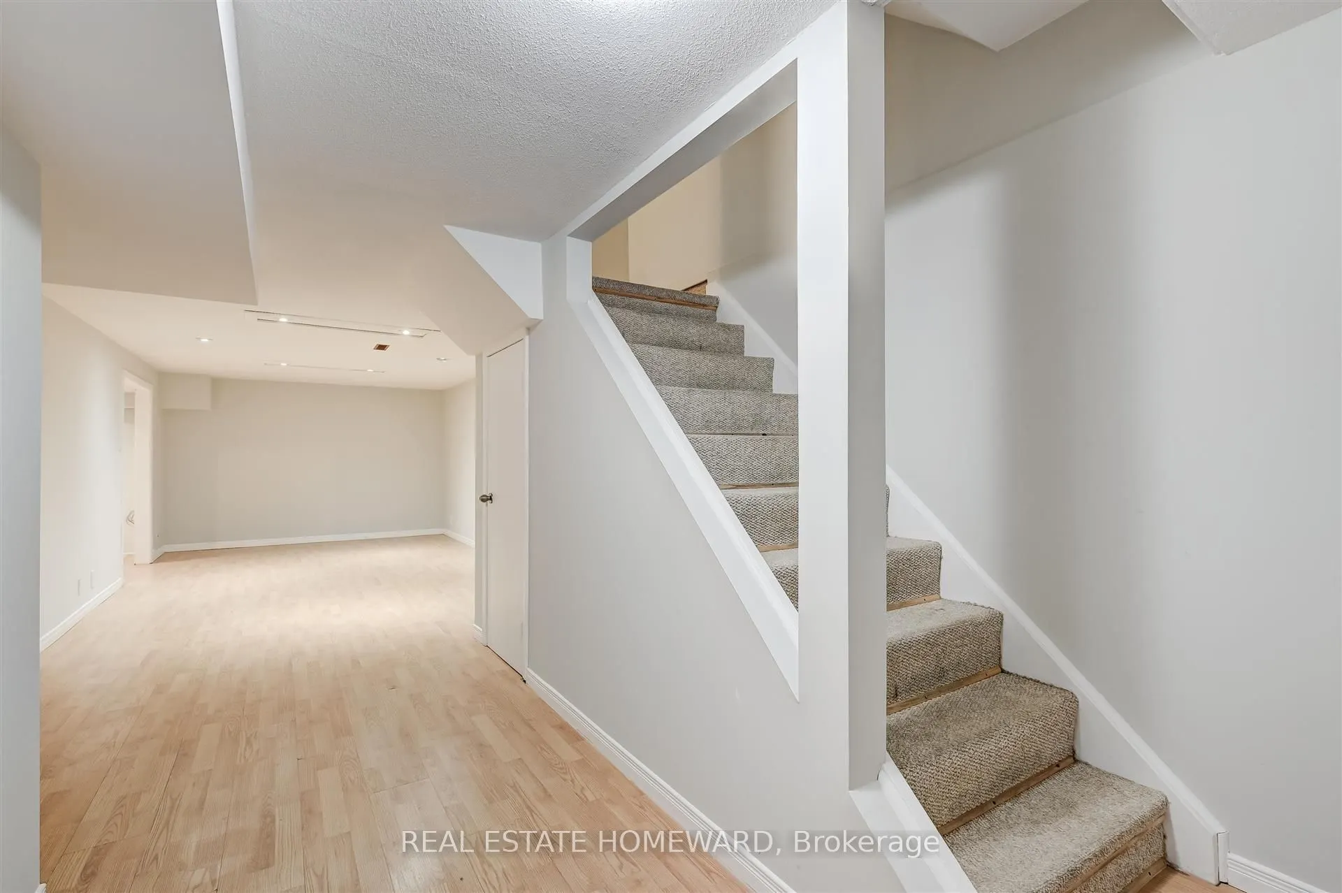 85 Baif Boulevard, #10