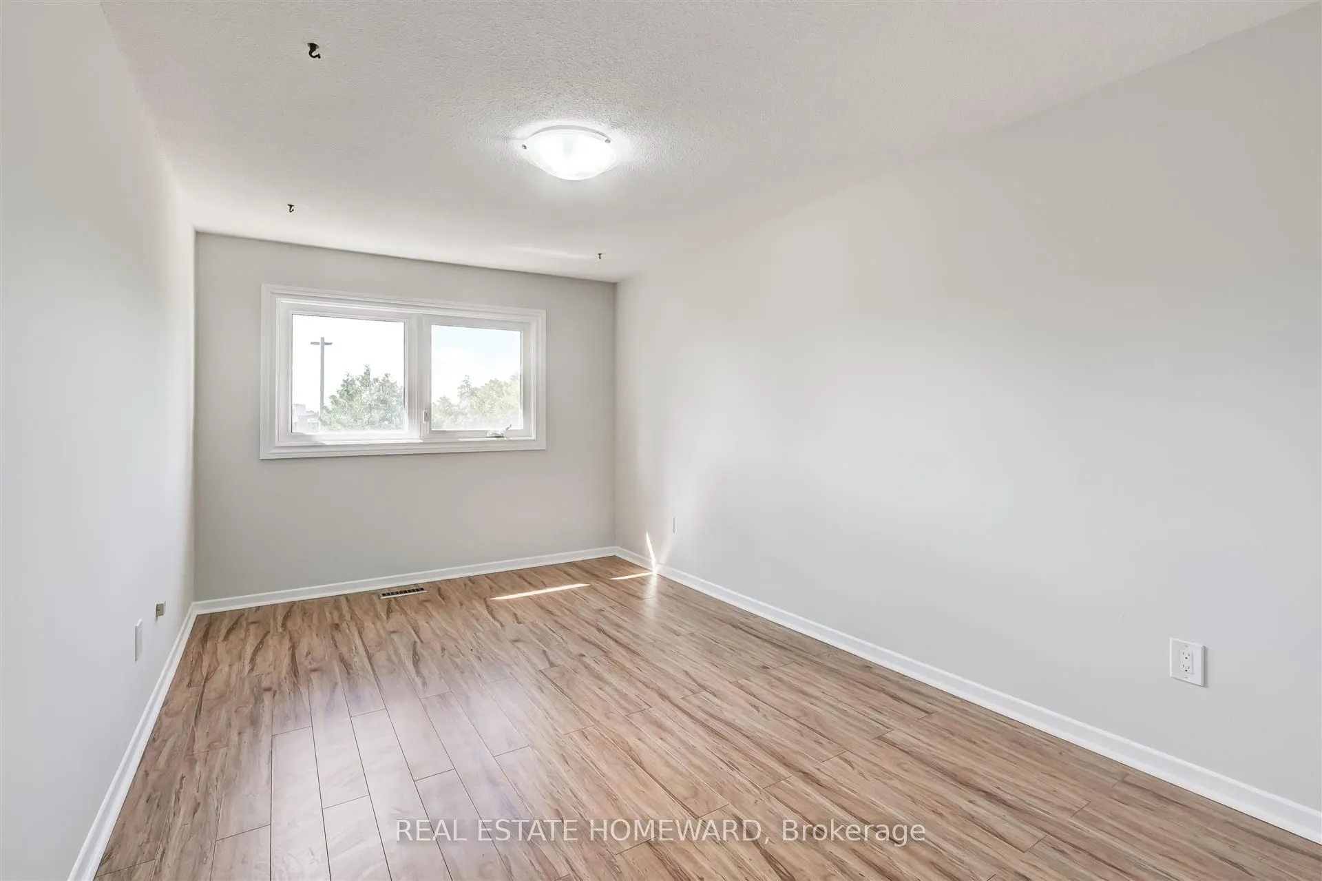 85 Baif Boulevard, #10