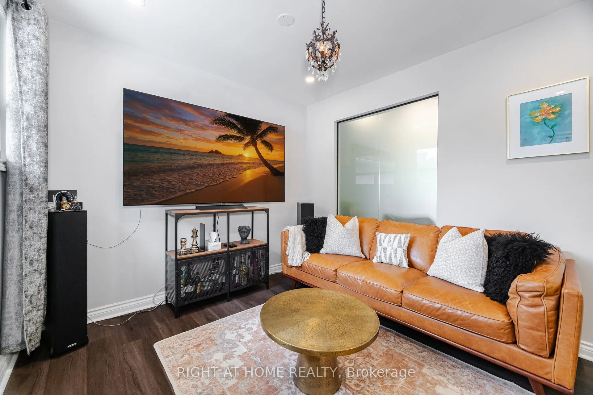 15 Kemano Road, #Main Floor