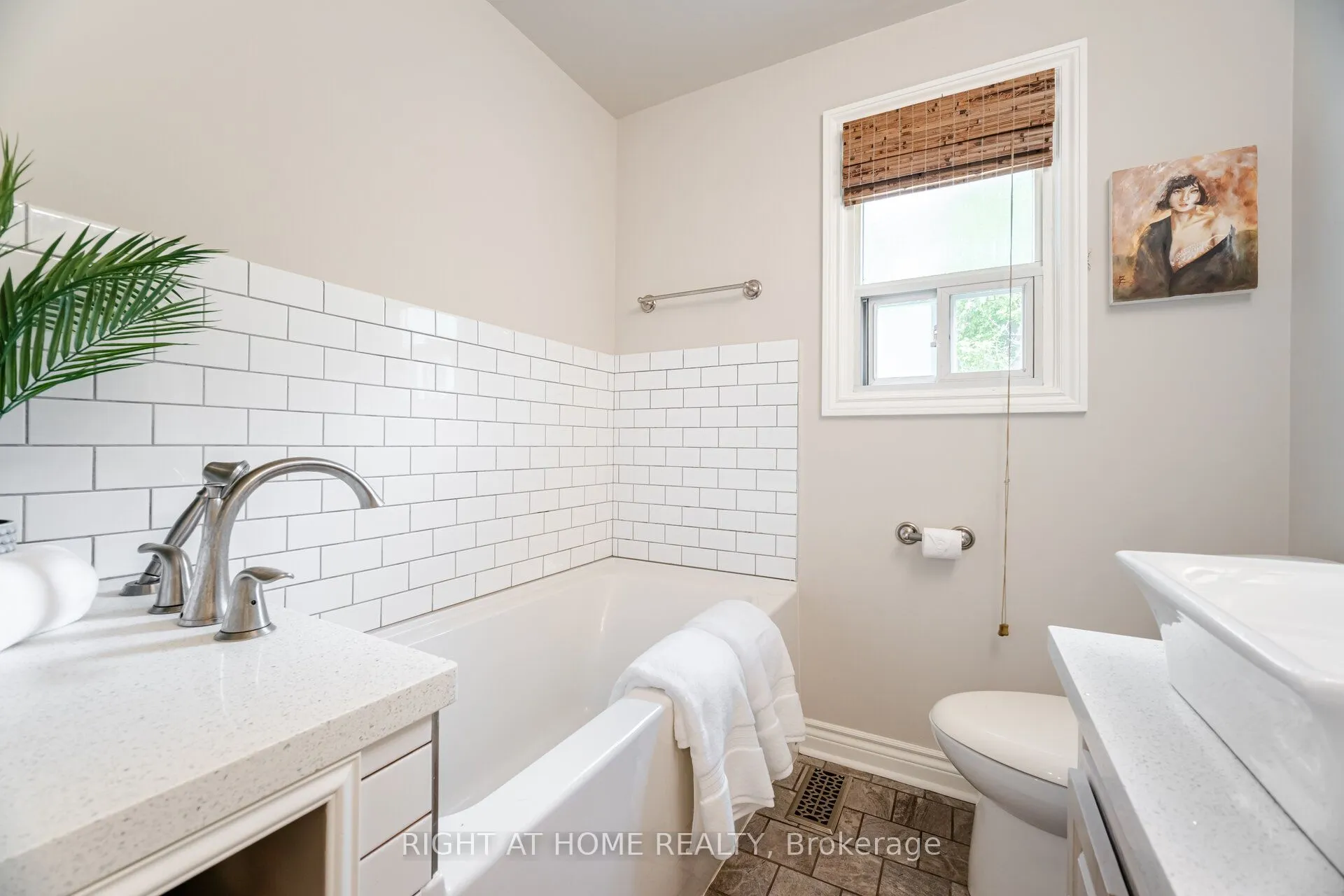 15 Kemano Road, #Main Floor