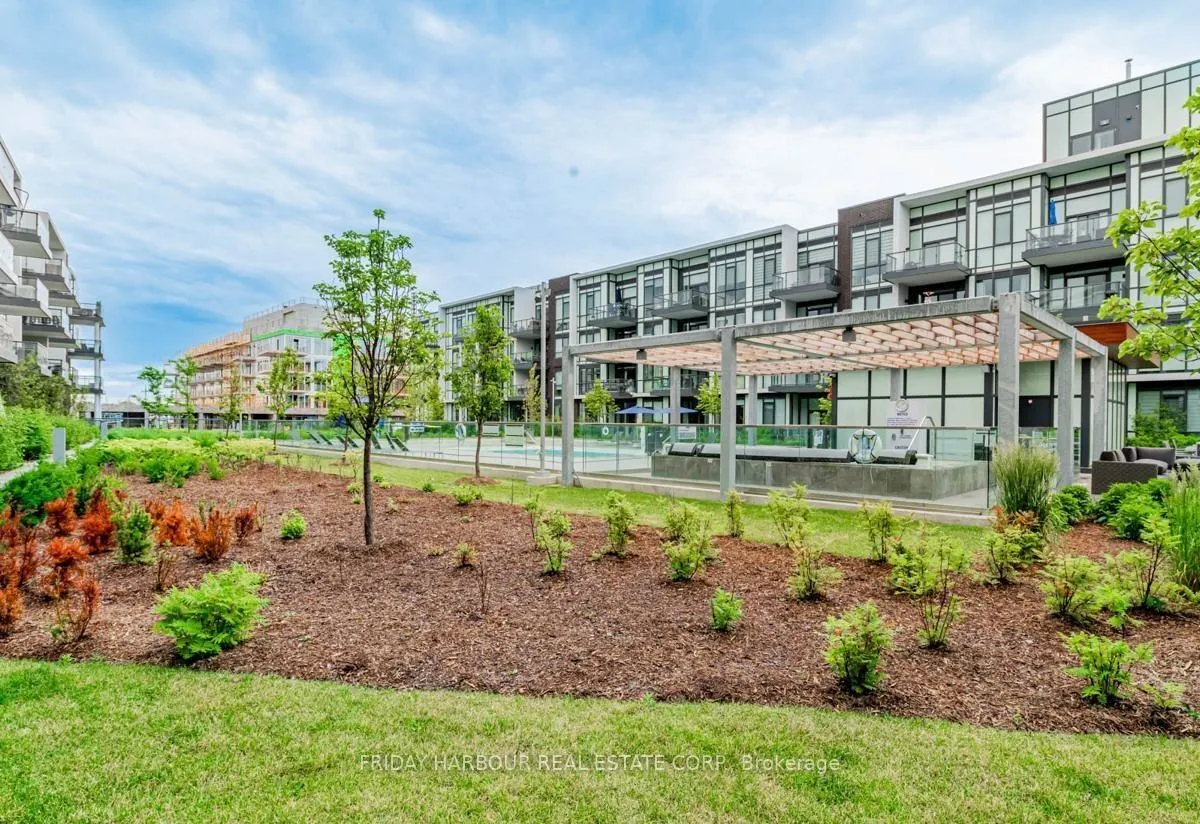 415 Sea Ray Avenue, #126