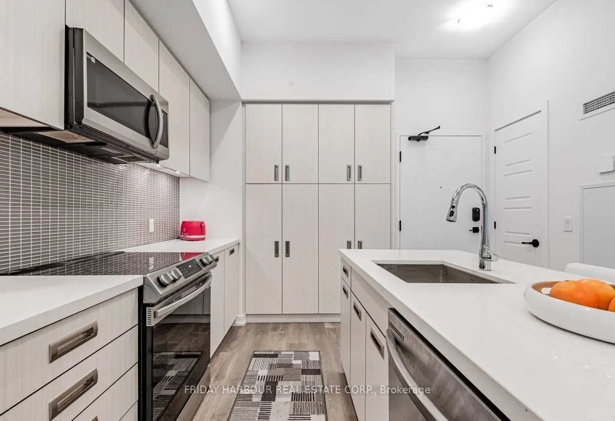 415 Sea Ray Avenue, #126