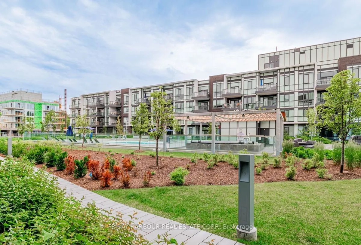 415 Sea Ray Avenue, #126