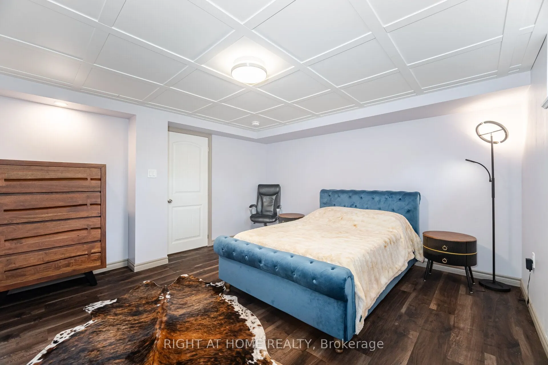 15 Kemano Road, #Lower