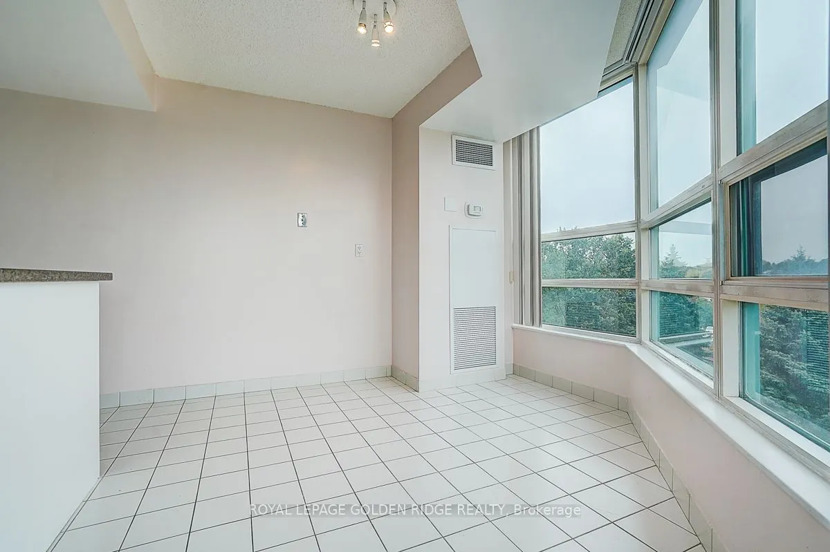 7905 Bayview Avenue, #604