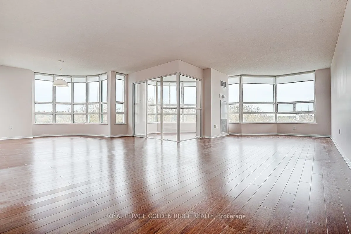 7905 Bayview Avenue, #604