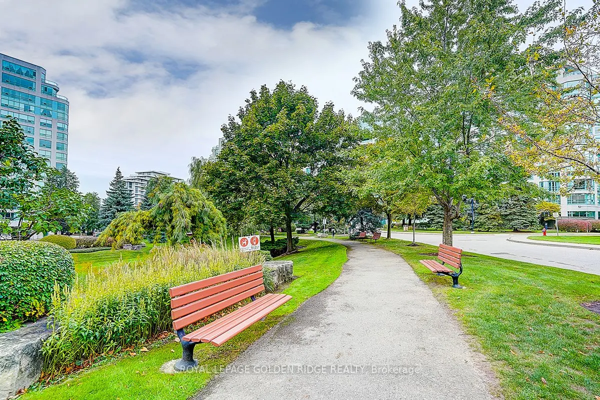 7905 Bayview Avenue, #604