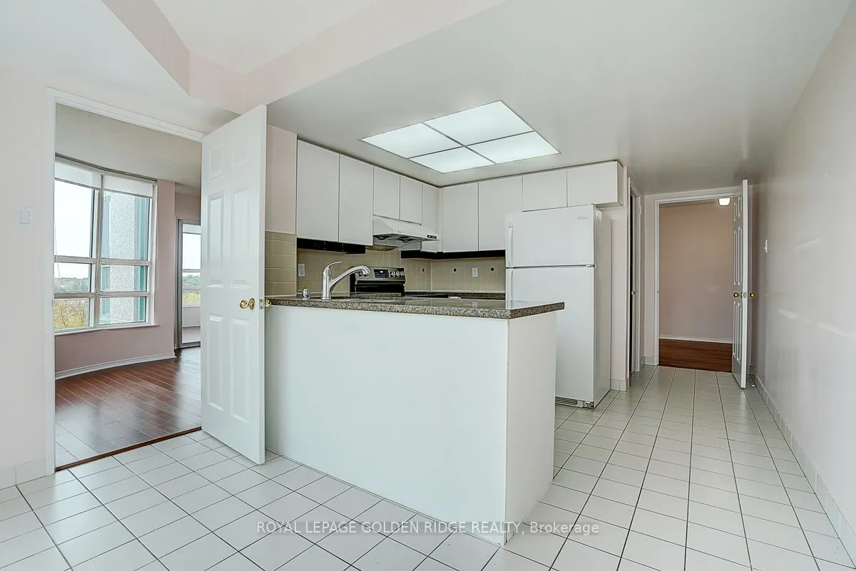 7905 Bayview Avenue, #604