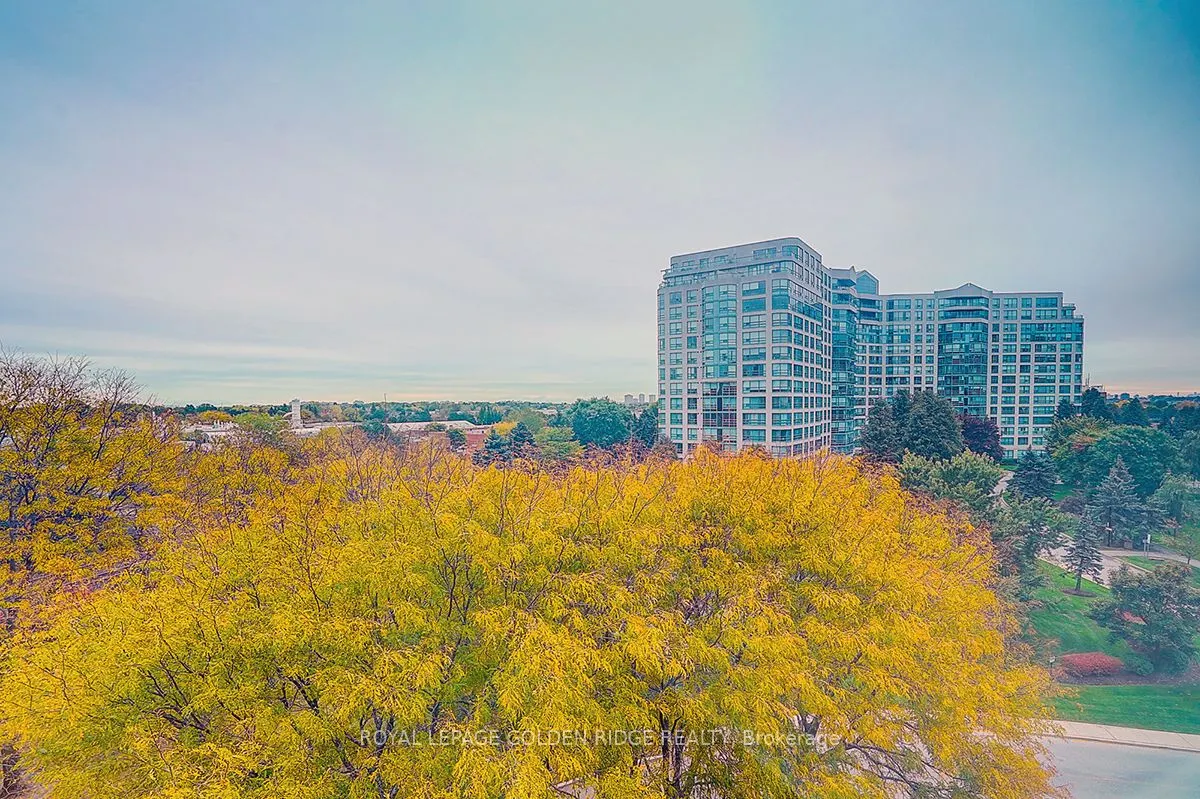 7905 Bayview Avenue, #604