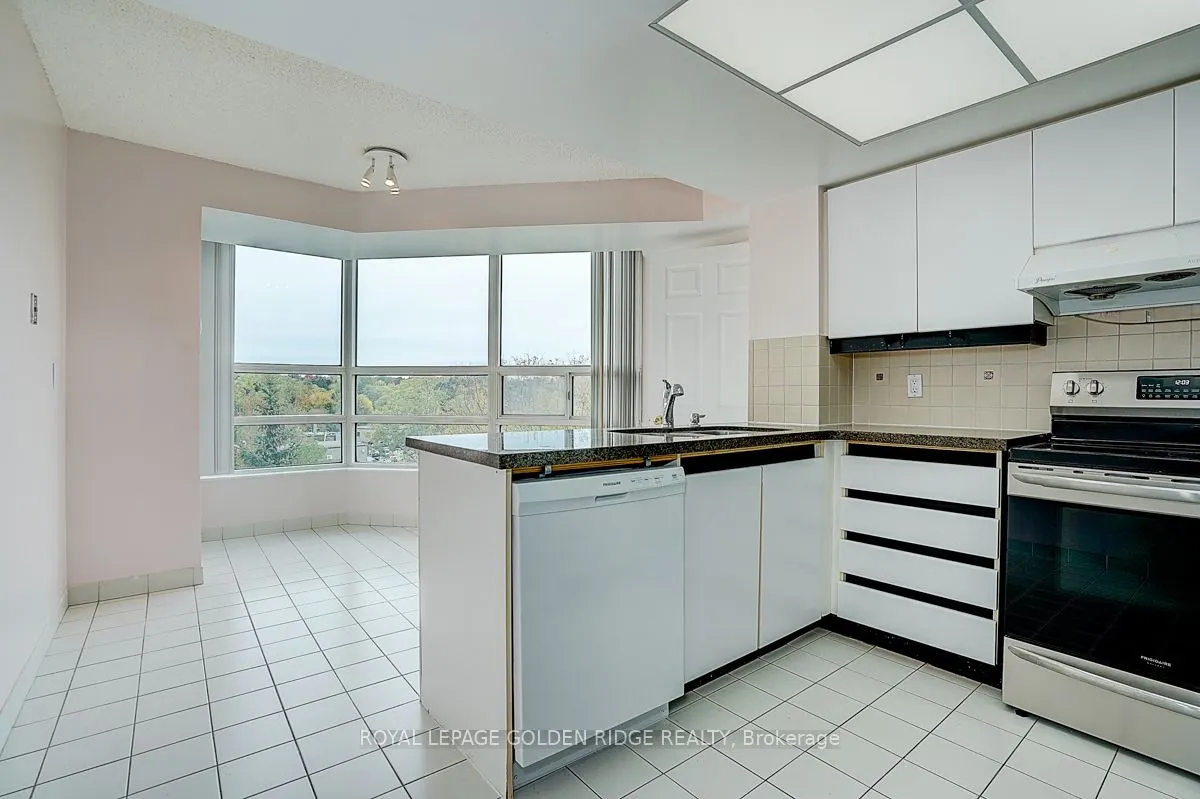 7905 Bayview Avenue, #604