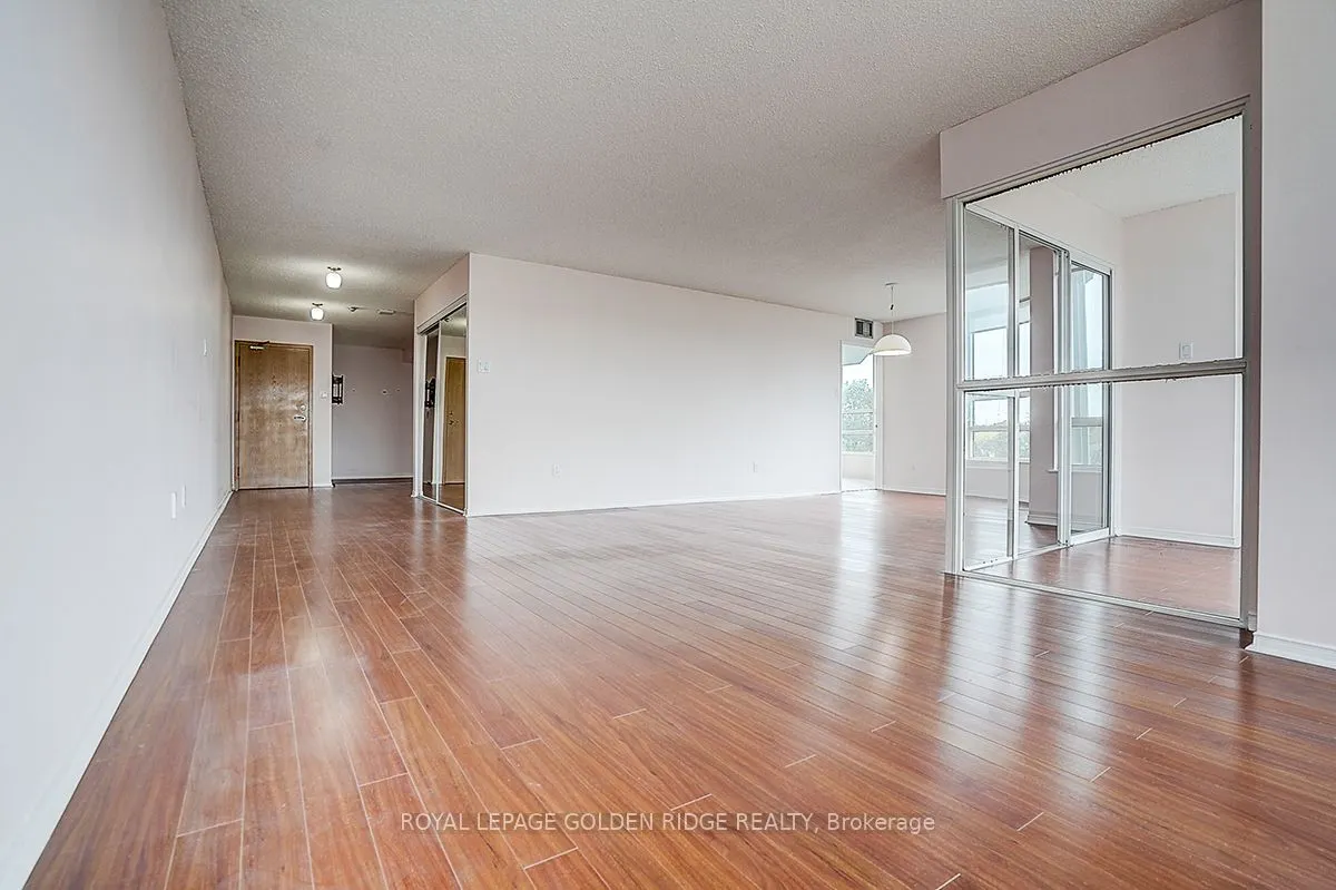 7905 Bayview Avenue, #604