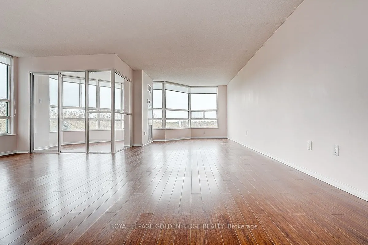 7905 Bayview Avenue, #604