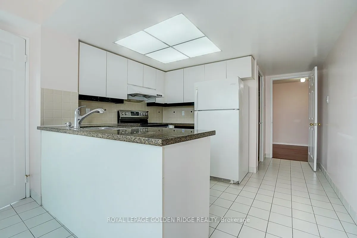 7905 Bayview Avenue, #604