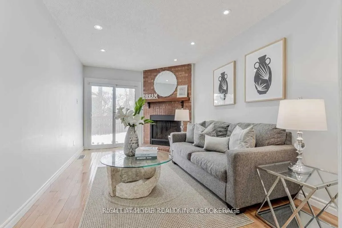 49 Sorrell Crescent